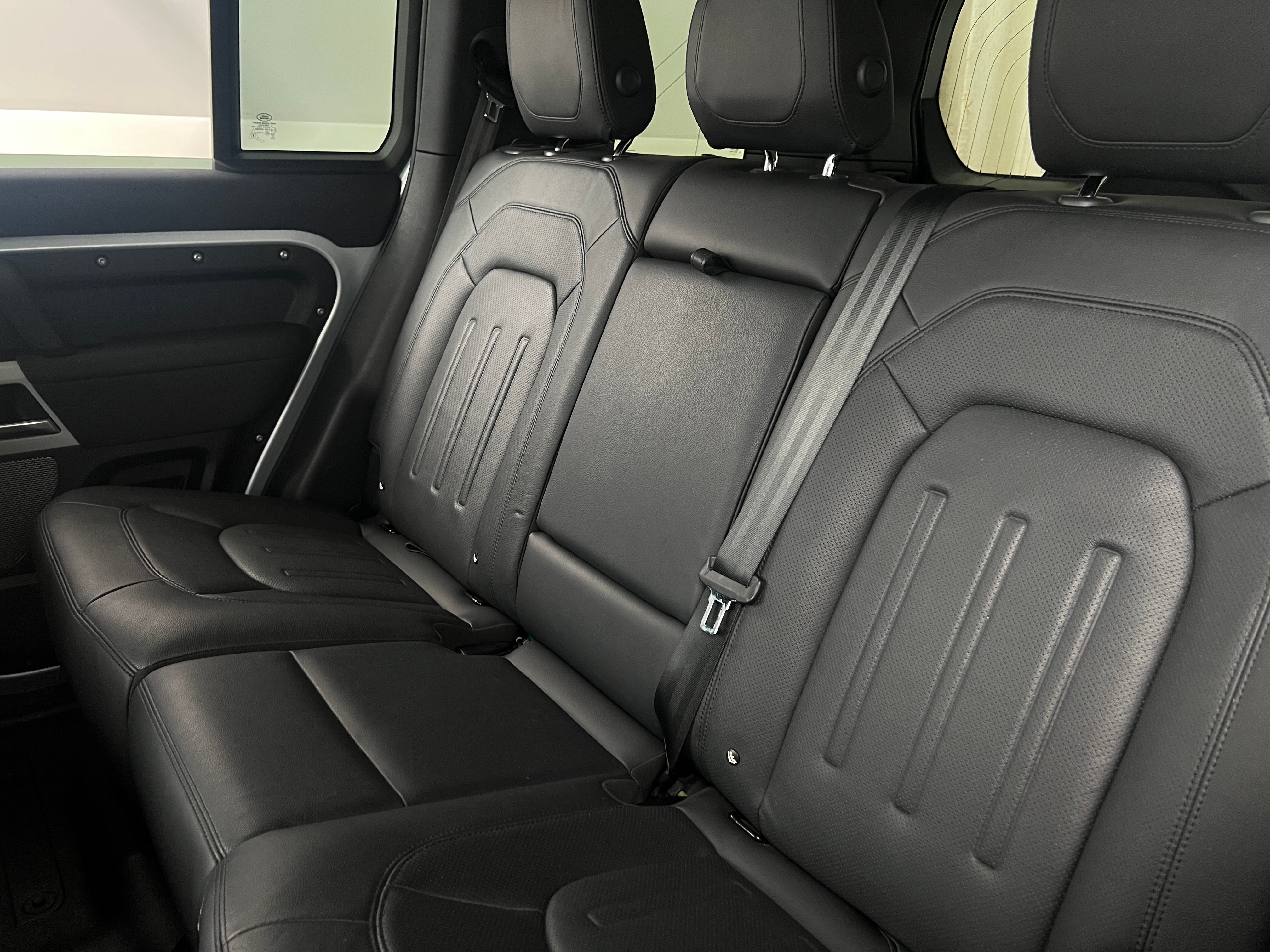 2022 Land Rover Defender 110 5