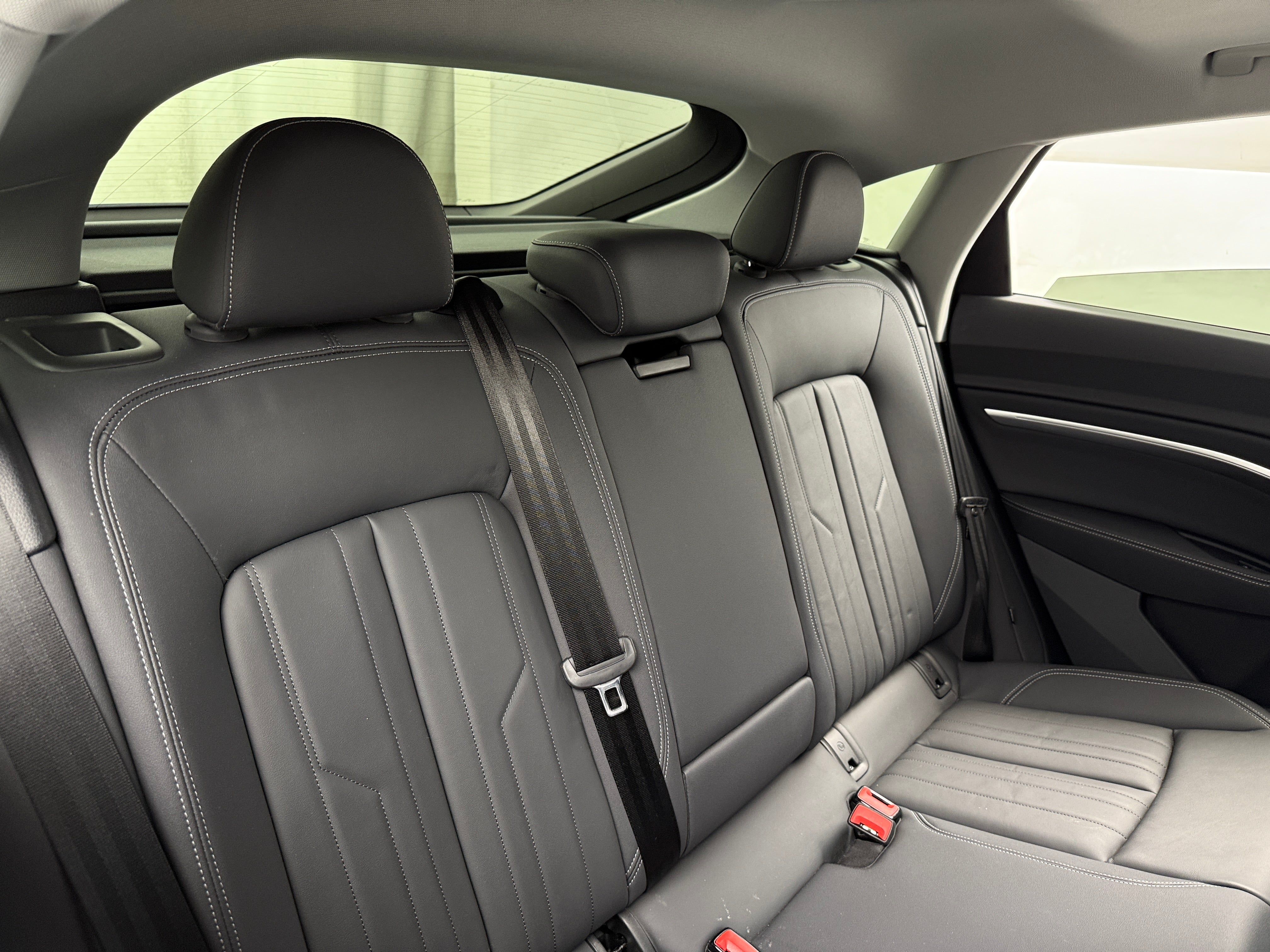 2022 Audi e-tron S Premium 5