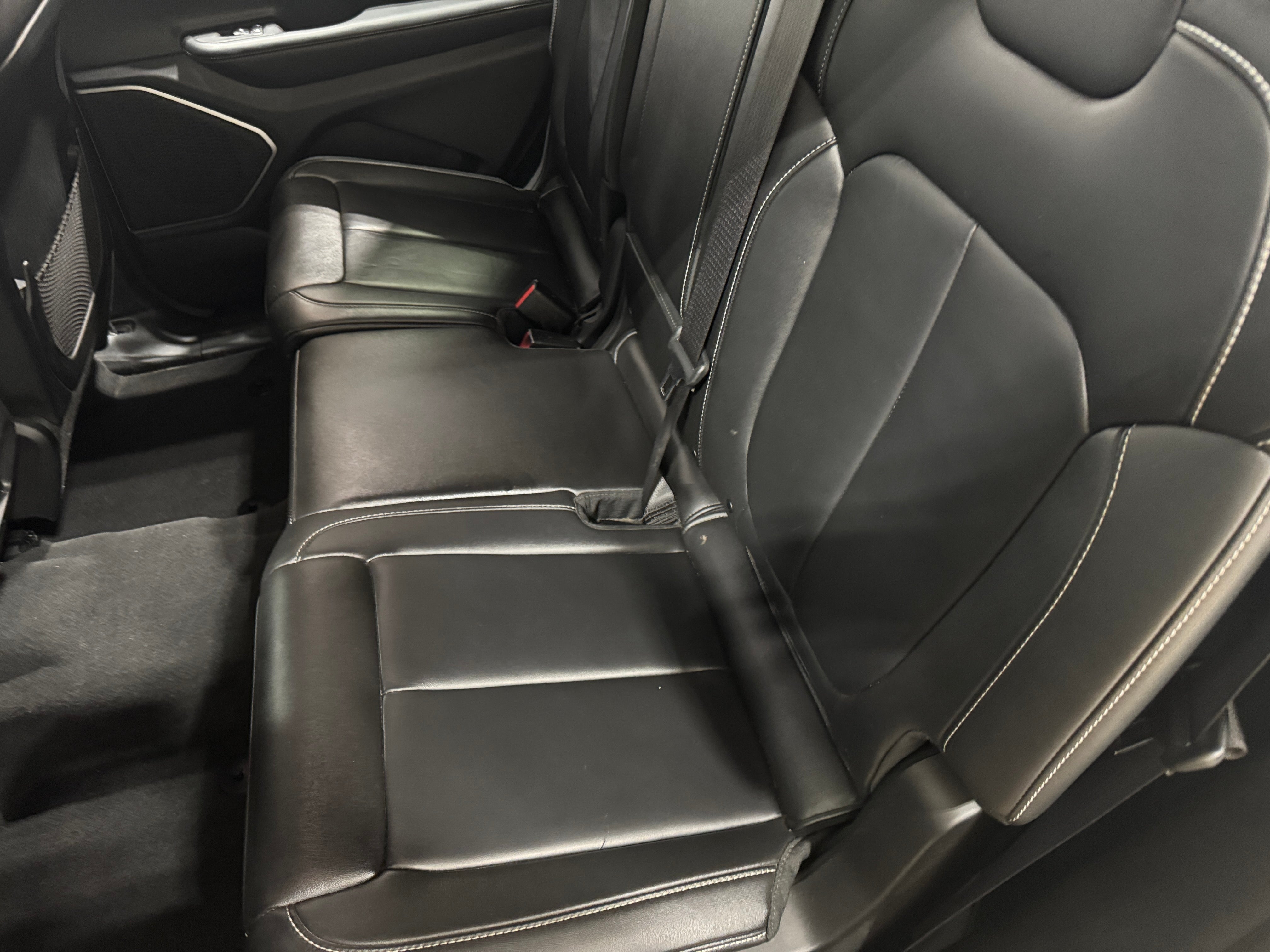 2022 Jeep Grand Cherokee L Limited Edition 5