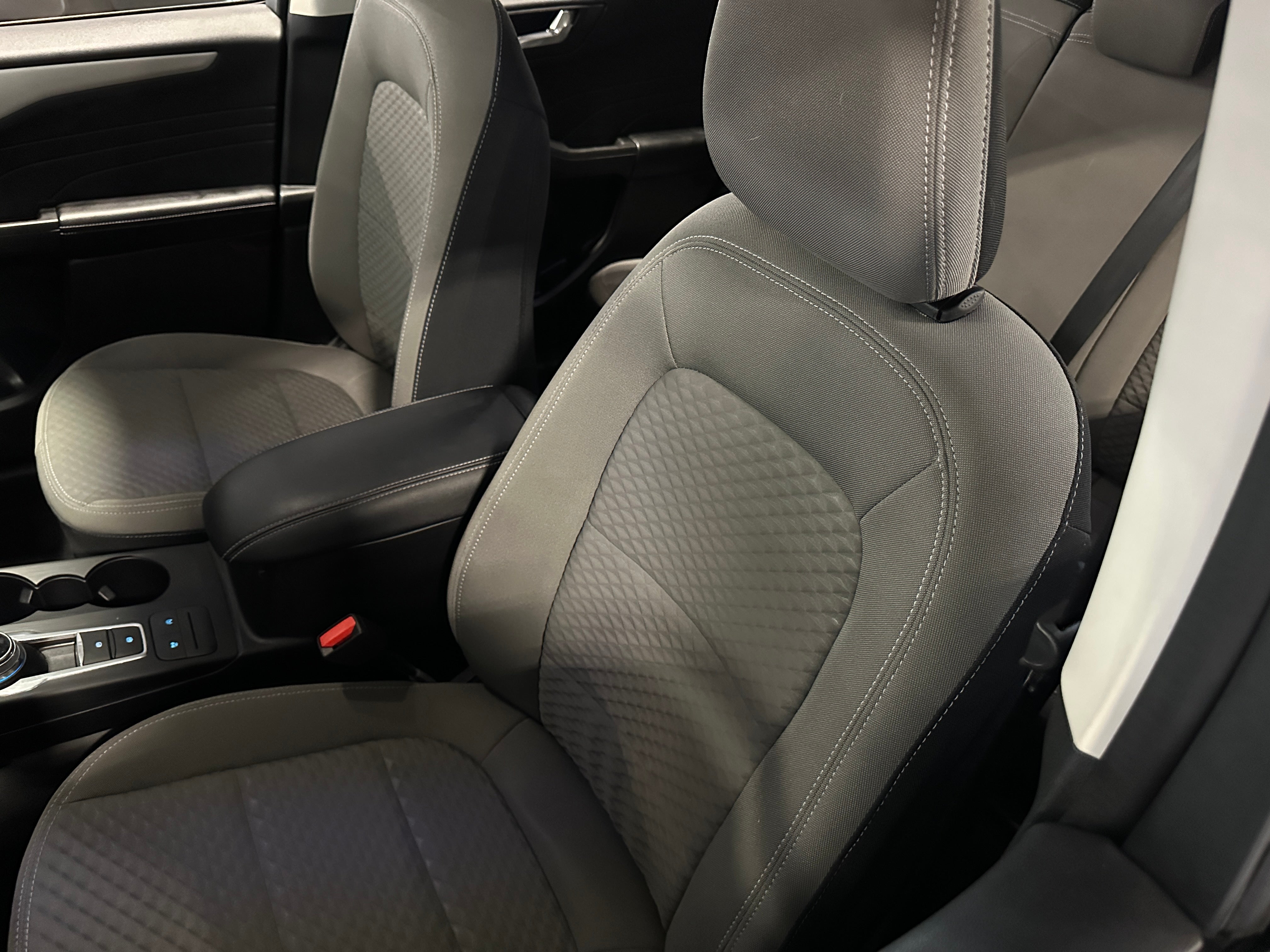 Thumbnail: 2021 Ford Escape - 2