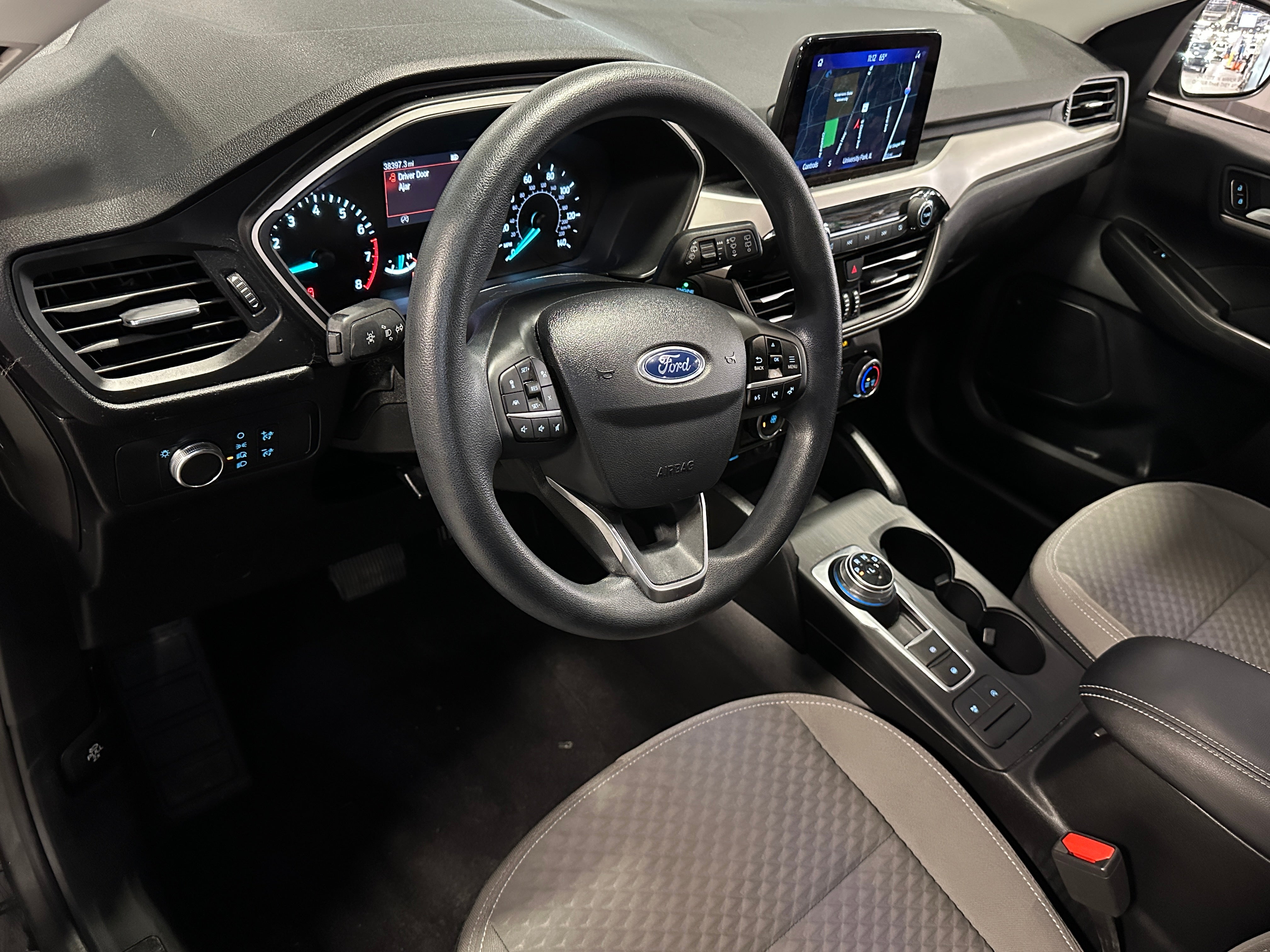 Thumbnail: 2021 Ford Escape - 3