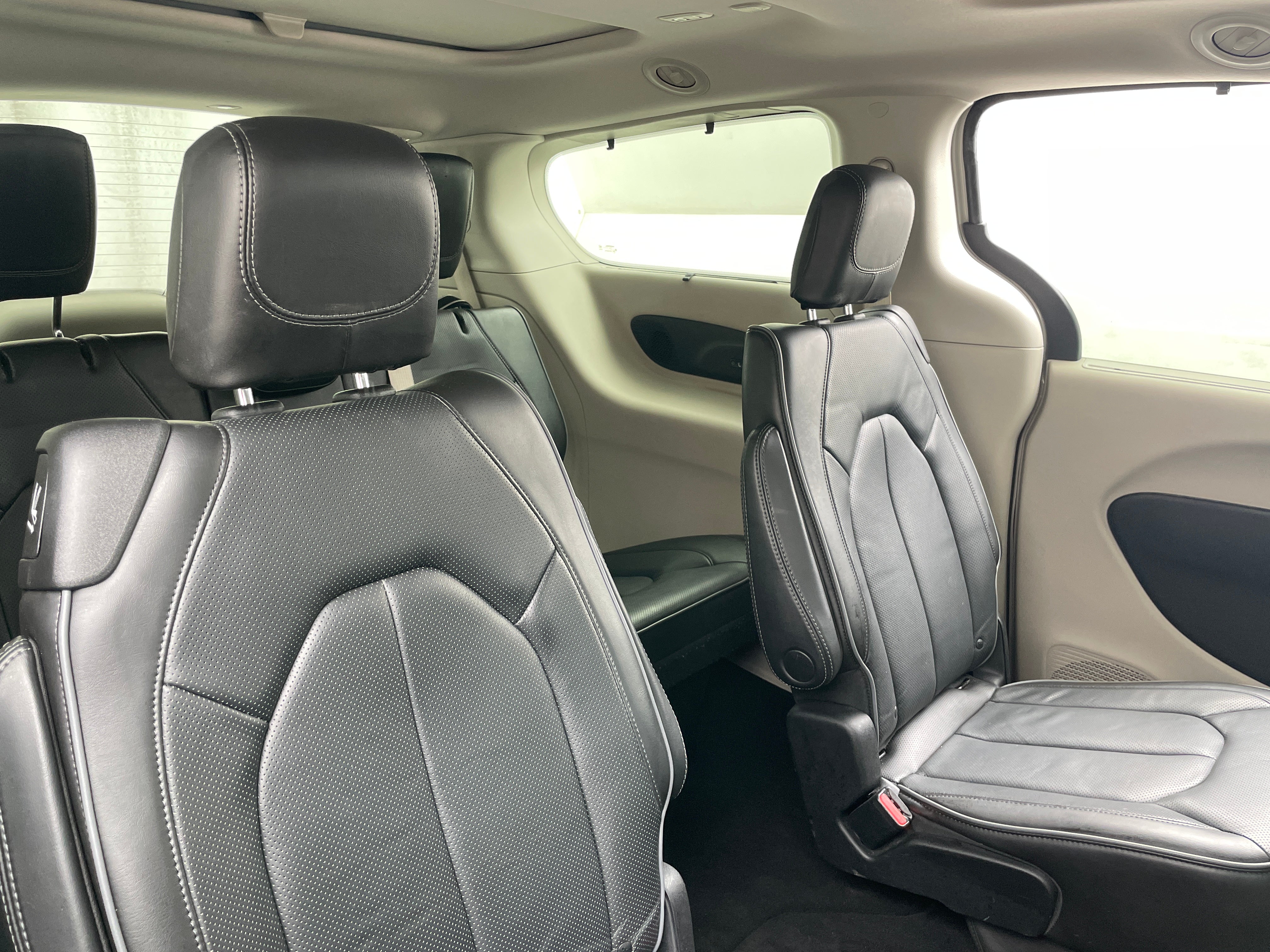 2020 Chrysler Pacifica Limited 5