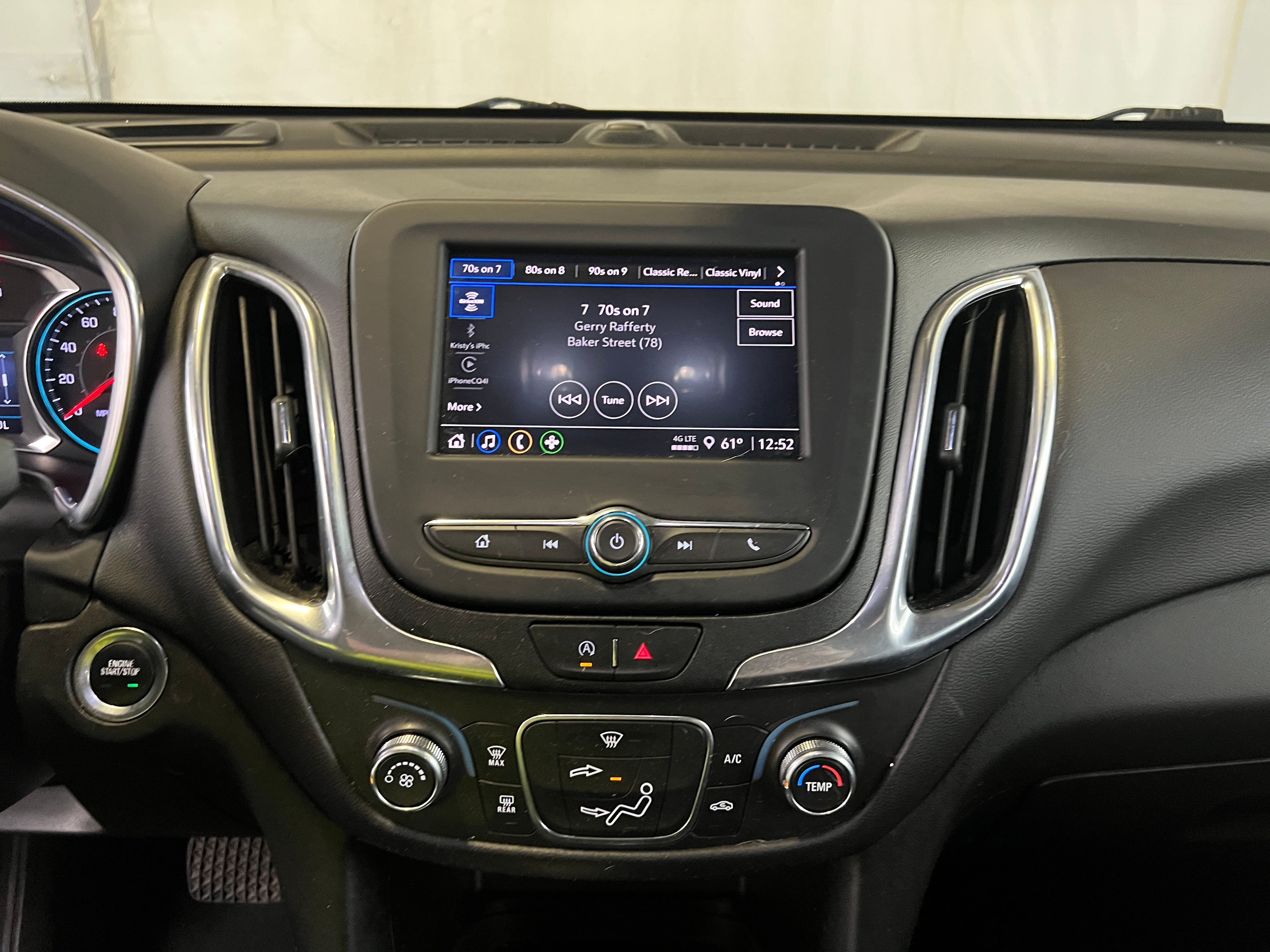 2022 Chevrolet Equinox LT 4