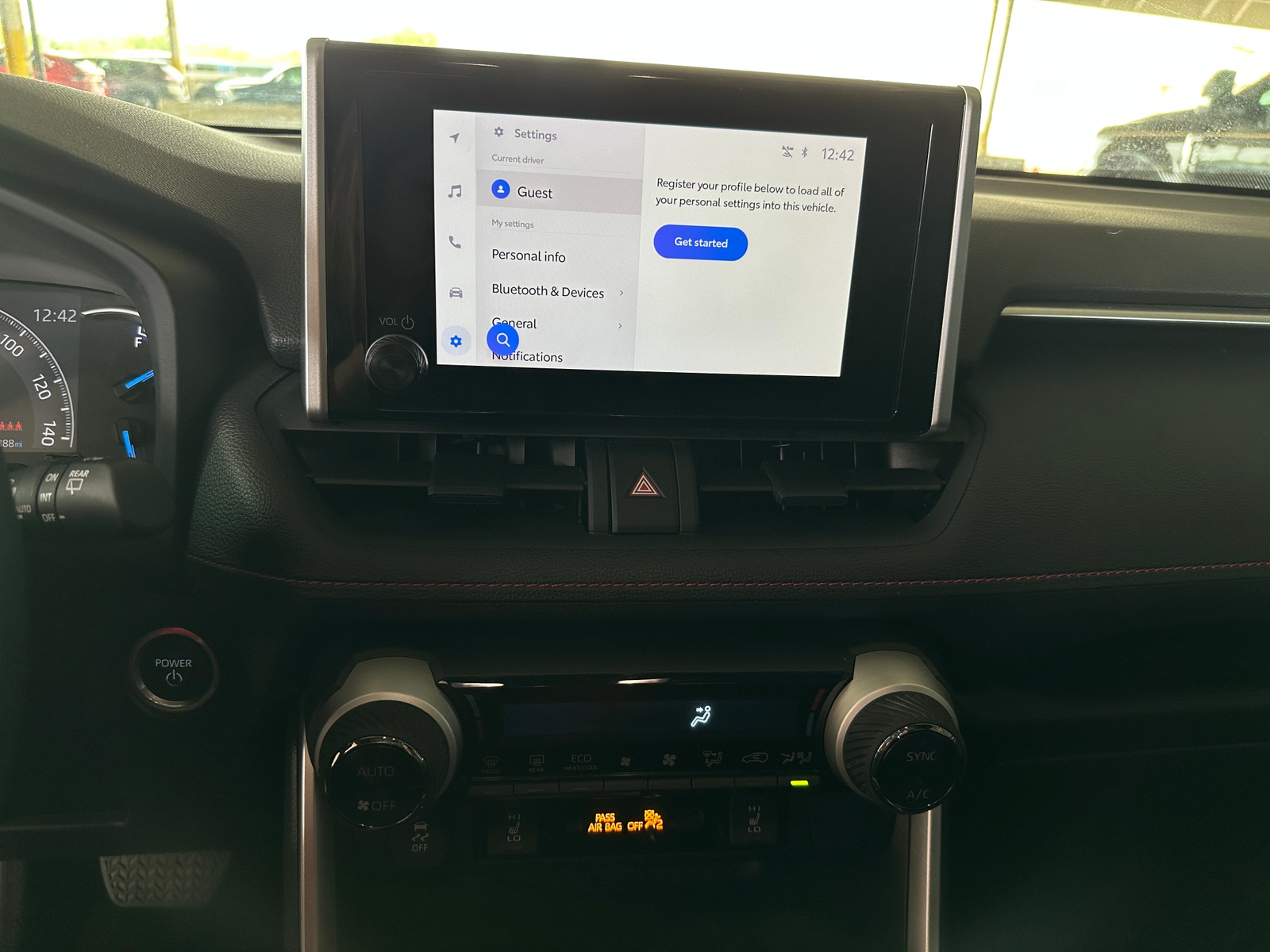 Thumbnail: 2023 Toyota RAV4 - 4