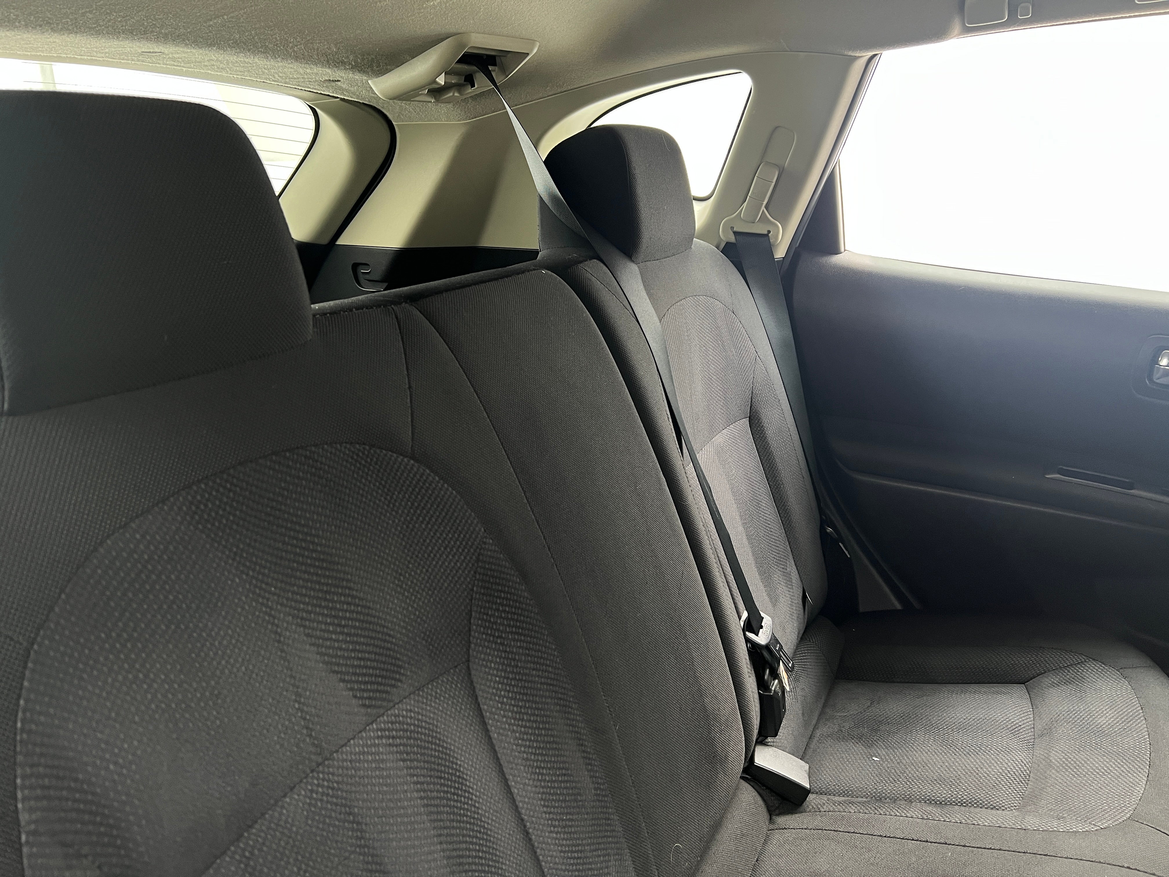 2015 Nissan Rogue S 6