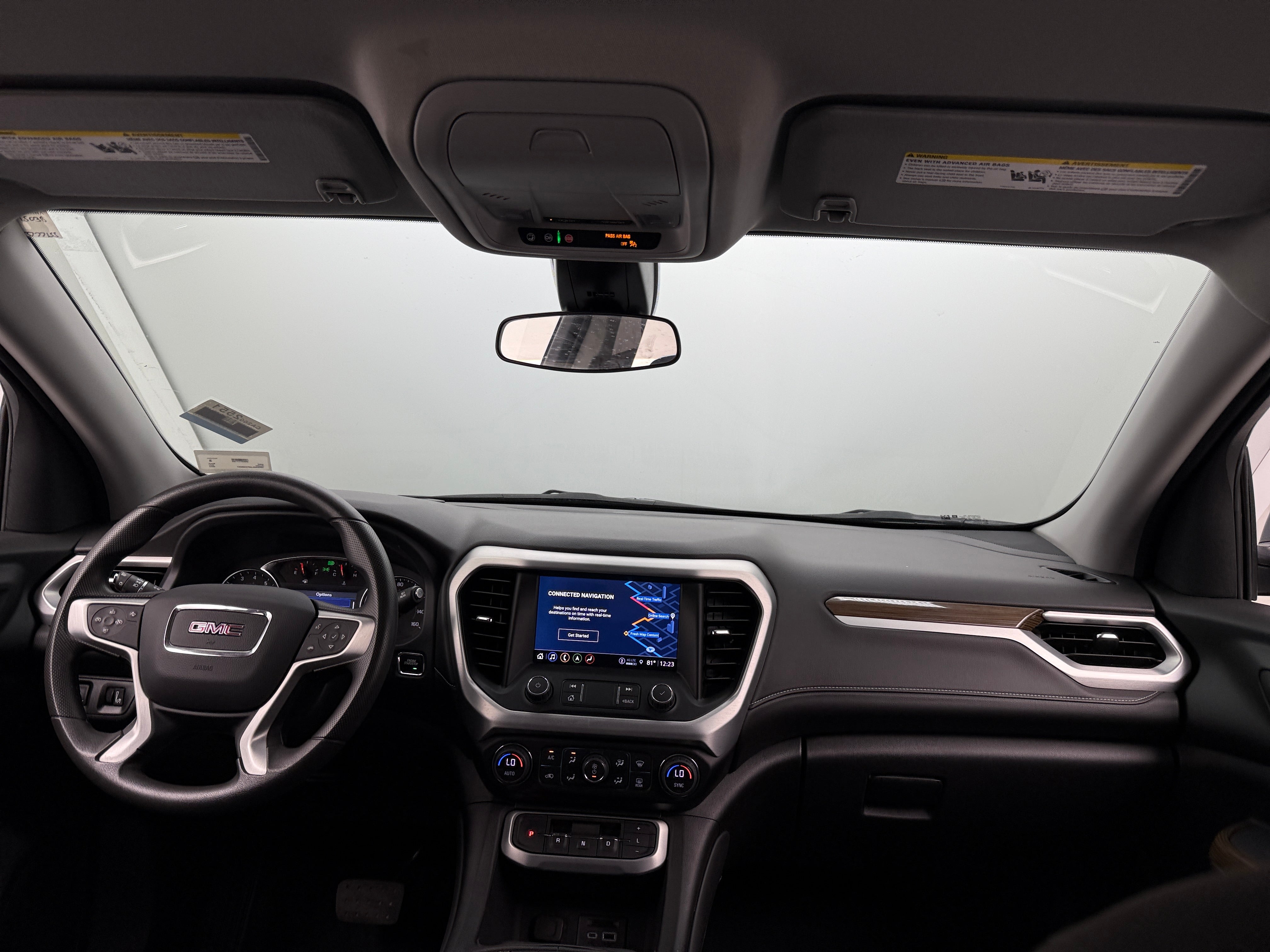 2023 GMC Acadia SLE 3