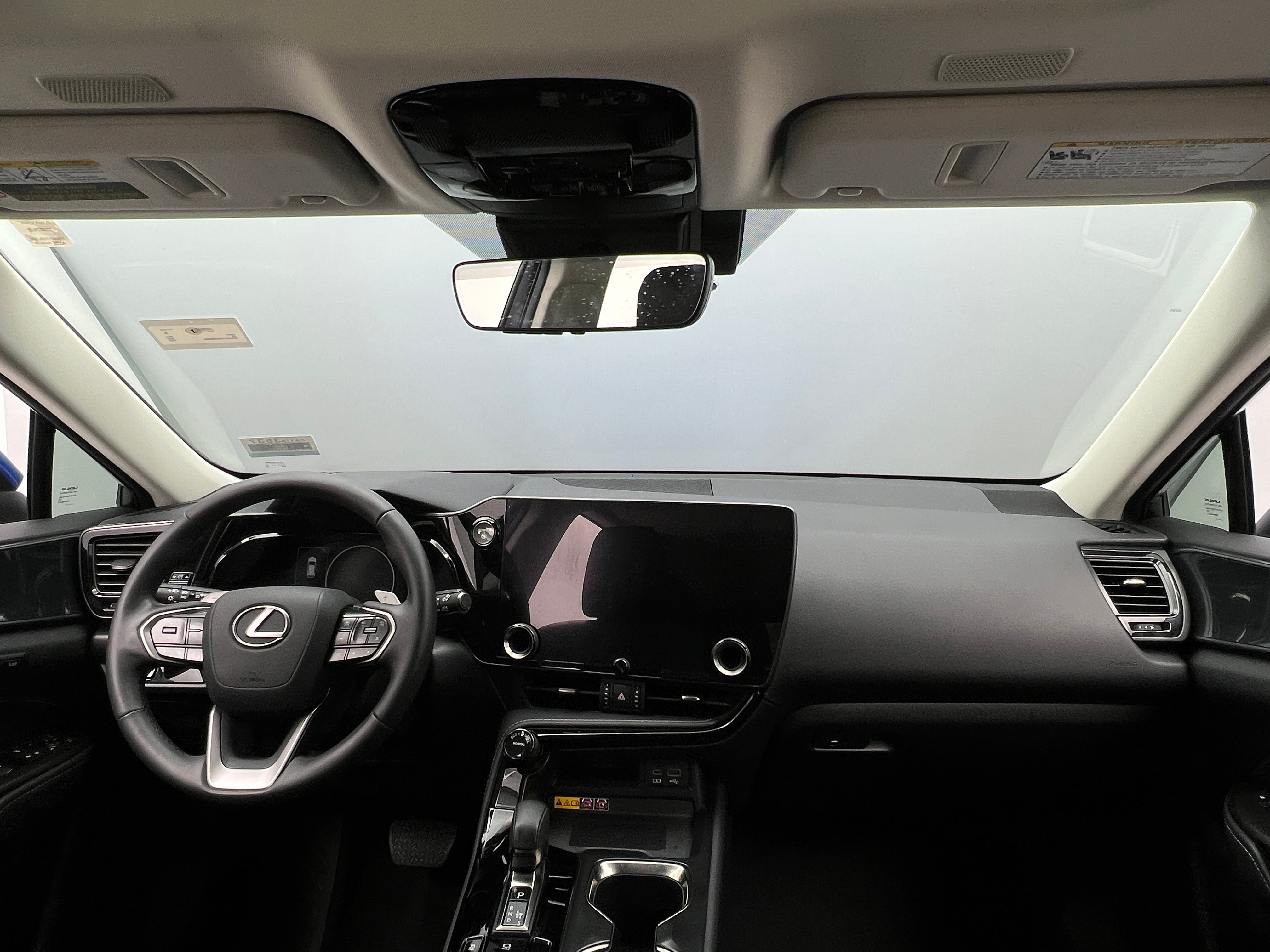 2022 Lexus NX Hybrid 350h Premium 2