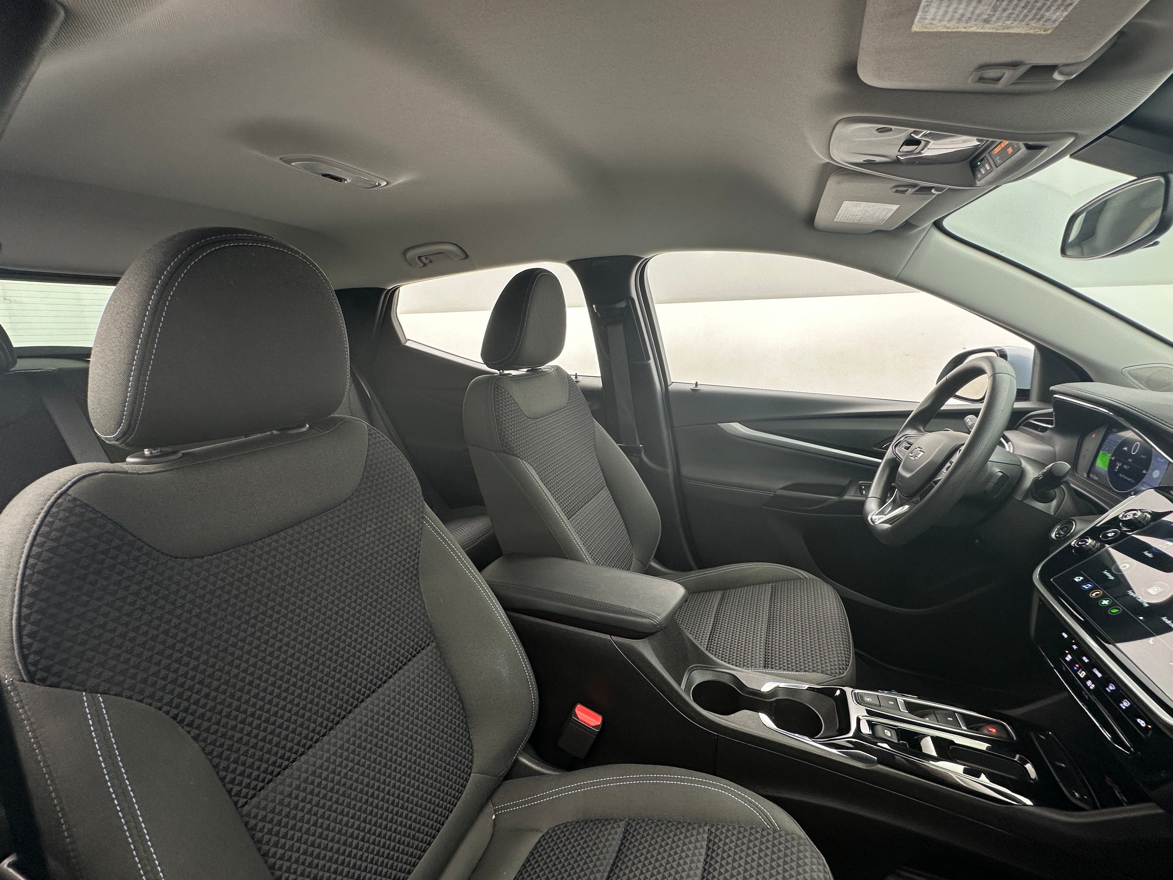 2023 Chevrolet Bolt EUV LT 2