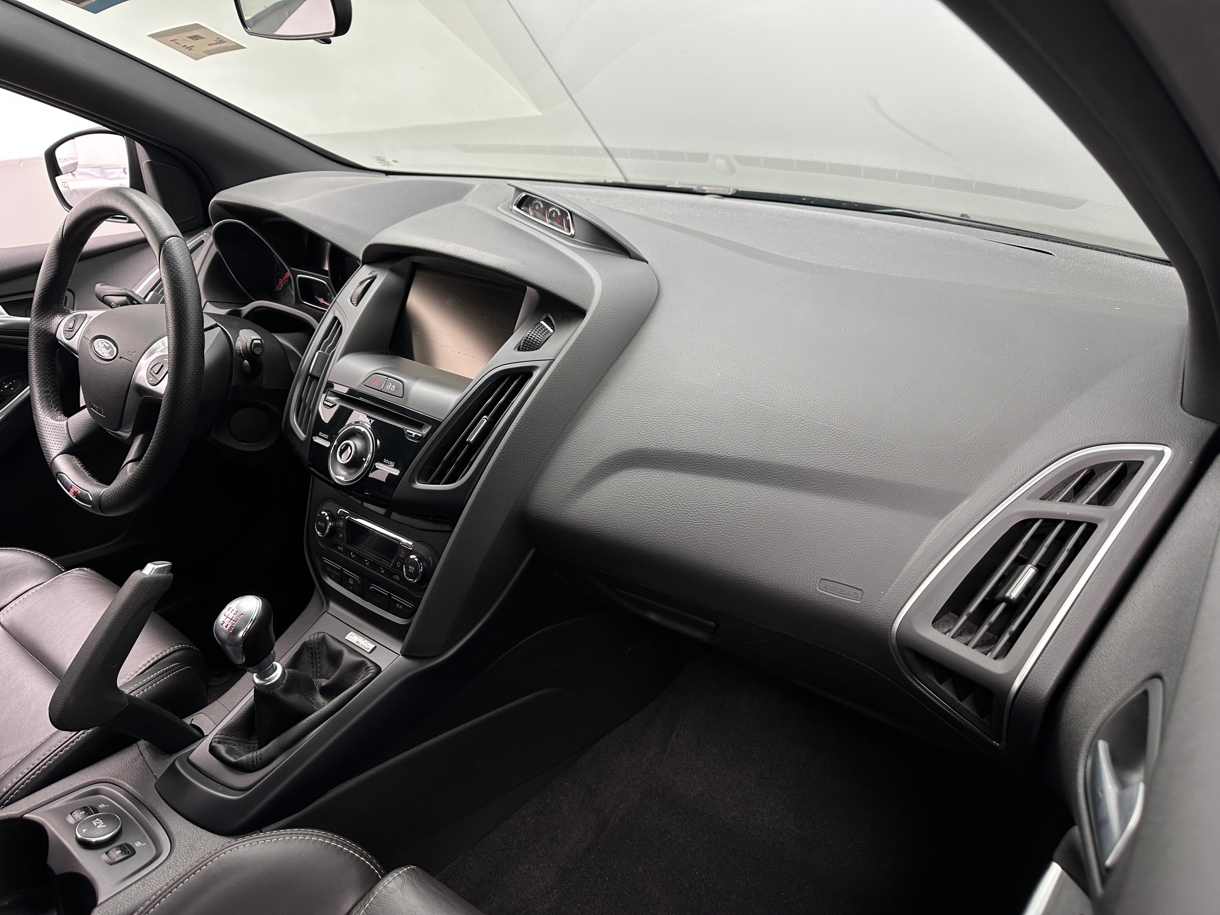 2014 Ford Focus SE 3