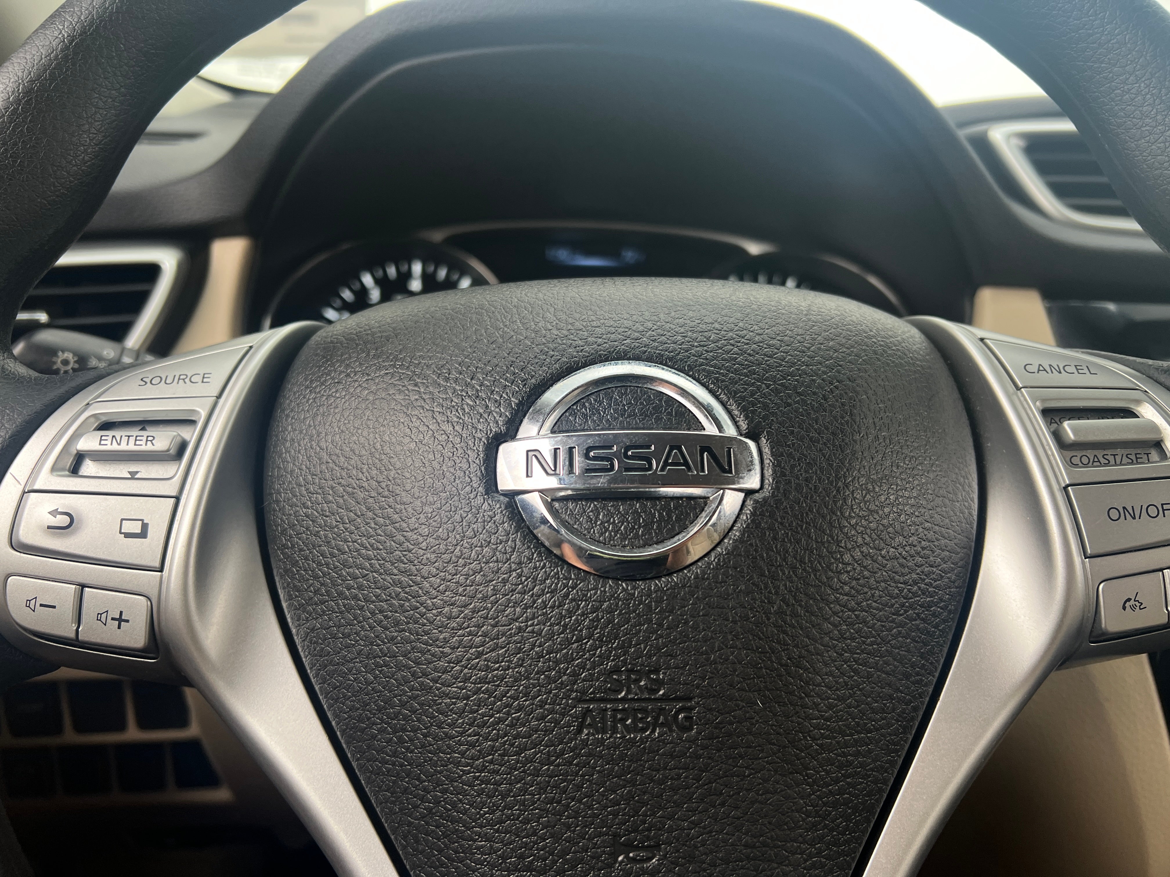 2016 Nissan Rogue SV 5