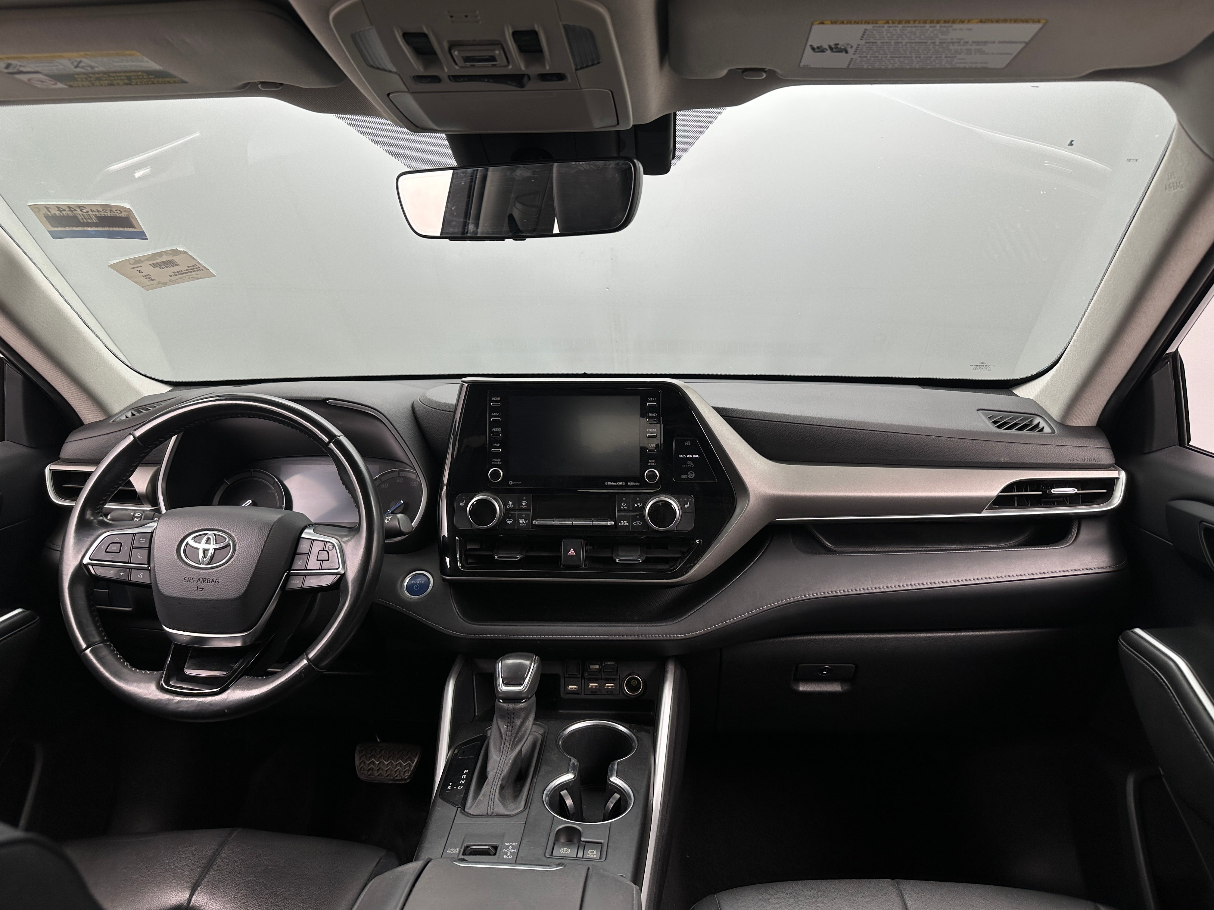 2021 Toyota Highlander XLE 2