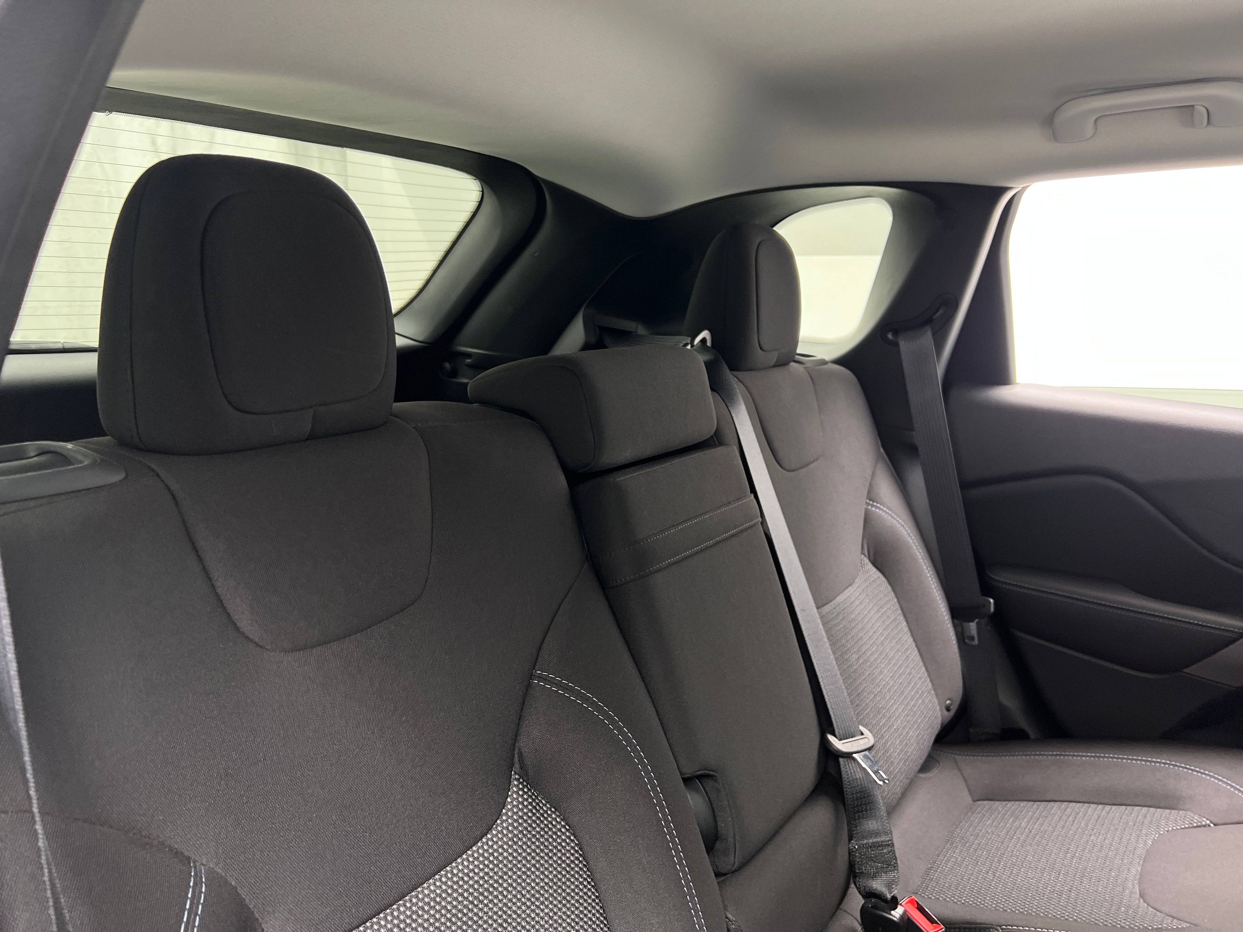 2019 Jeep Cherokee Latitude 6