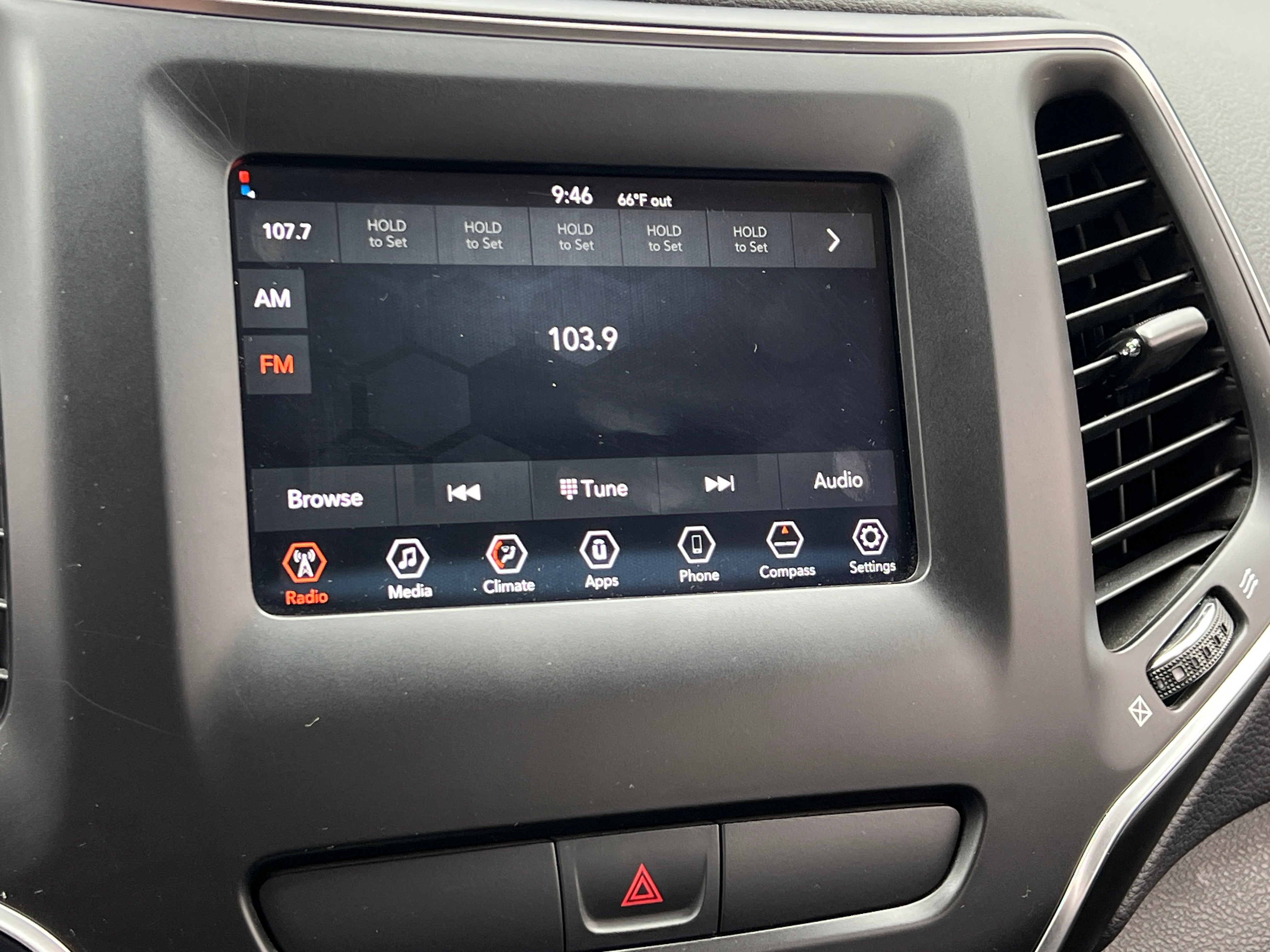 2019 Jeep Cherokee Latitude 4