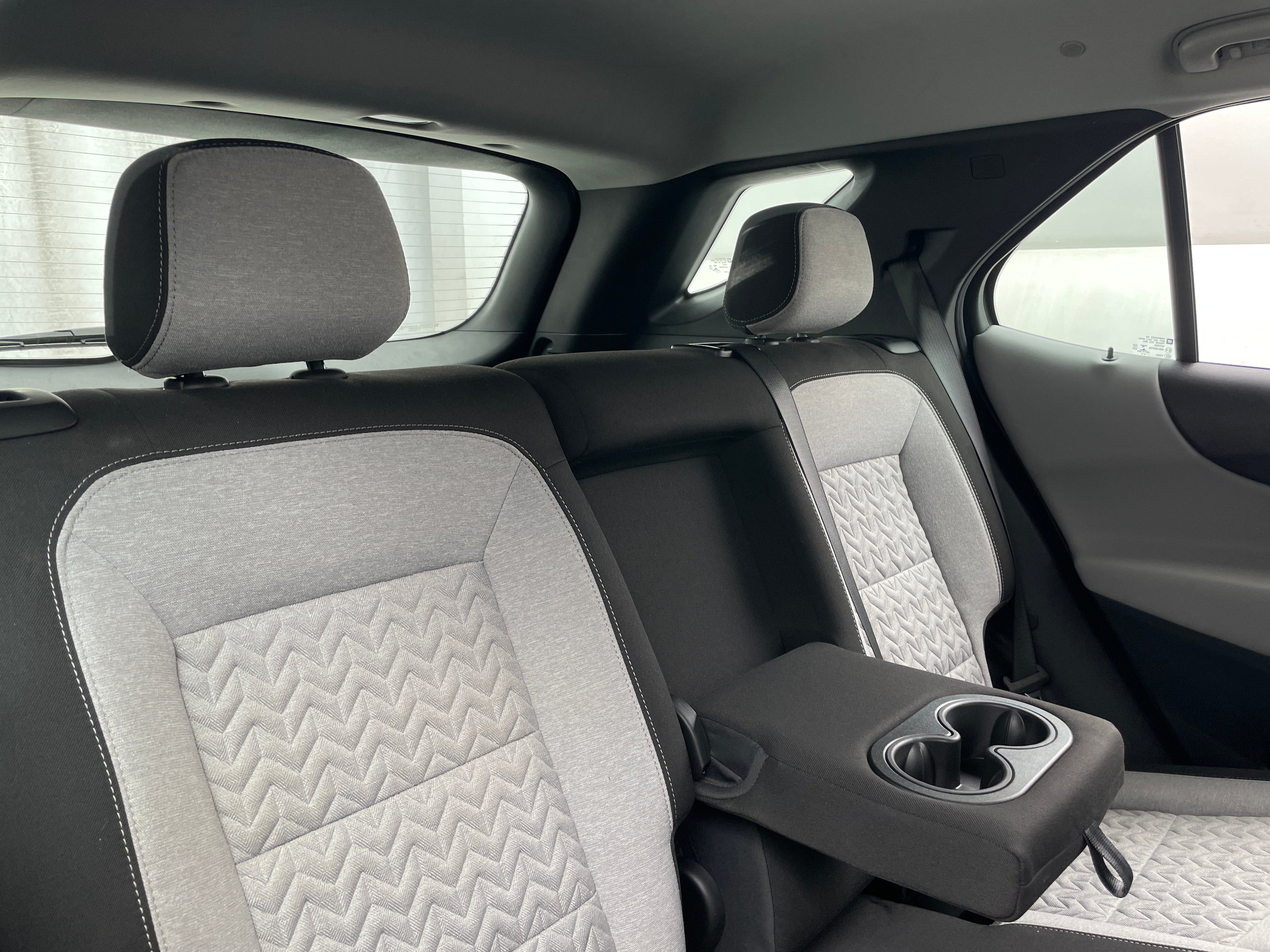 2022 Chevrolet Equinox LS 6
