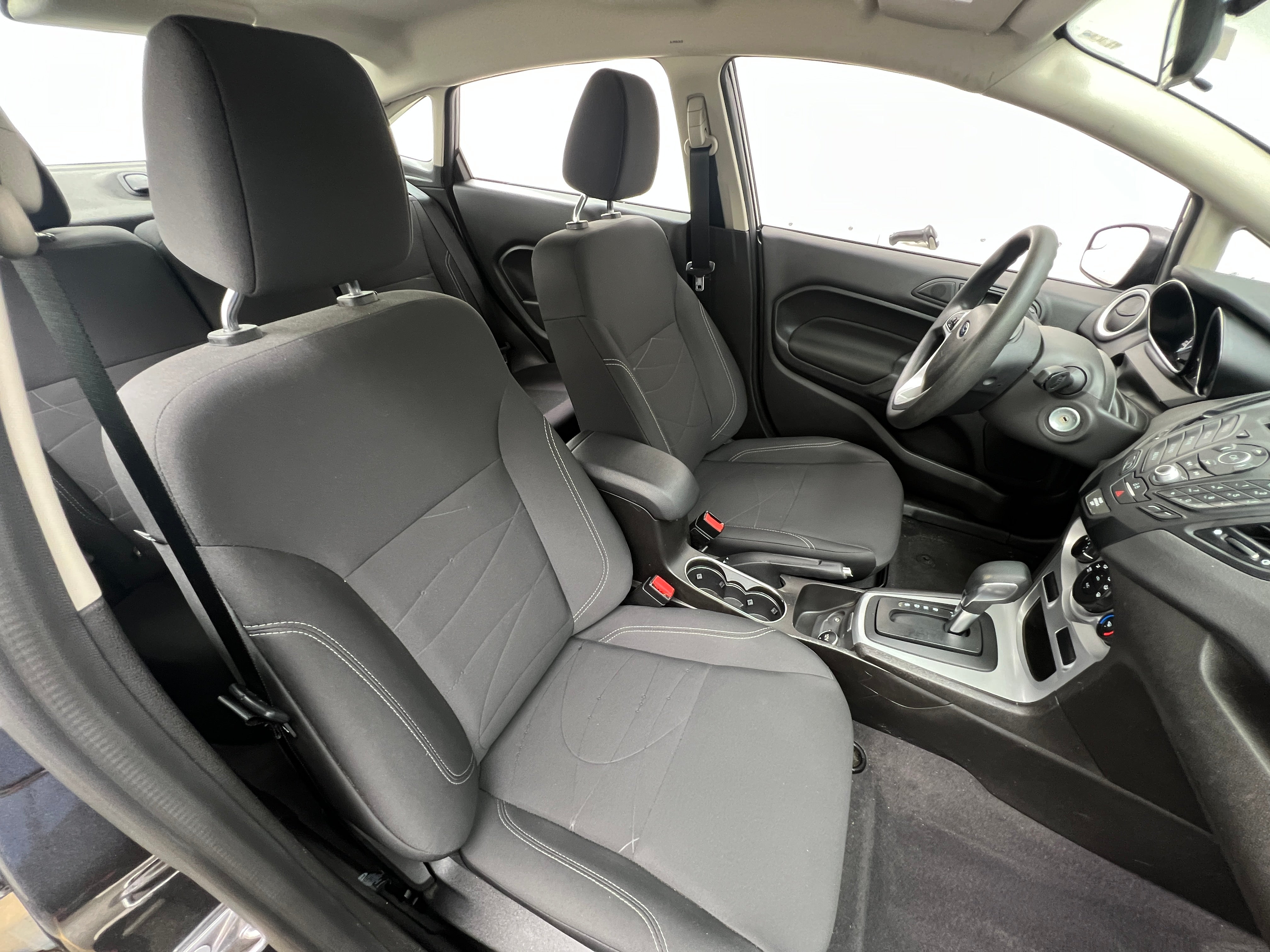 2019 Ford Fiesta SE 2