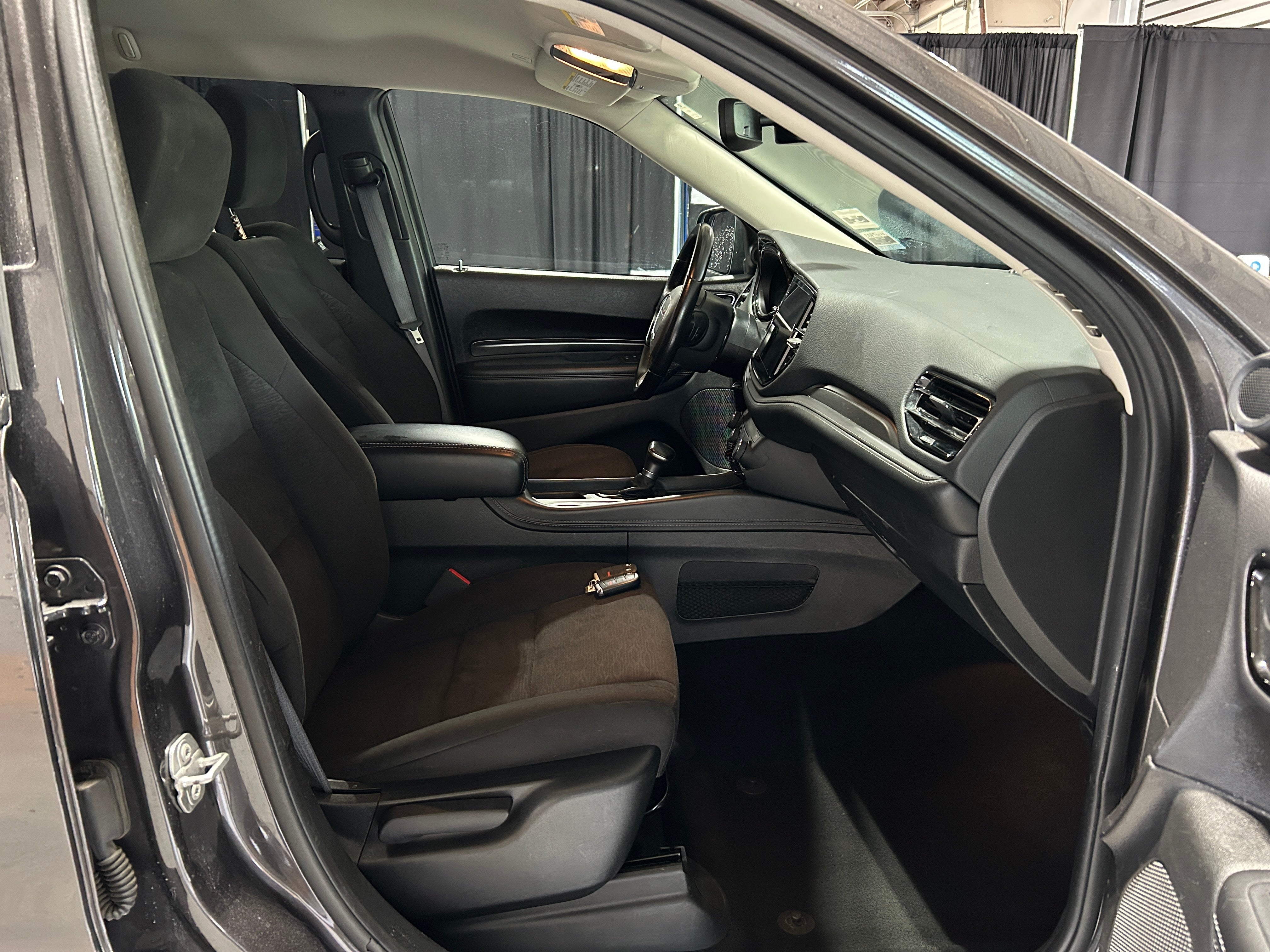 2021 Dodge Durango SXT 2