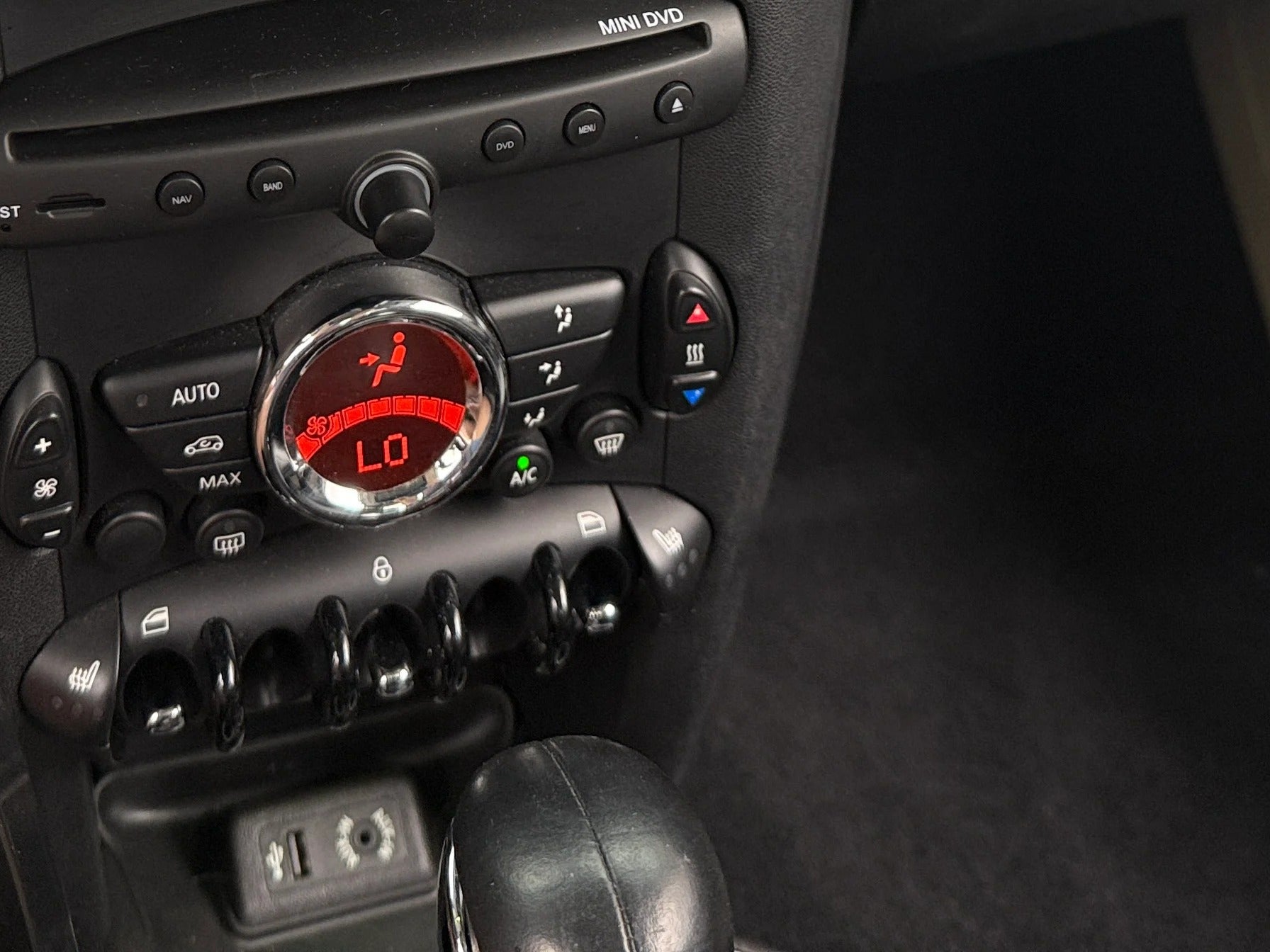 2013 MINI Cooper Hardtop  3