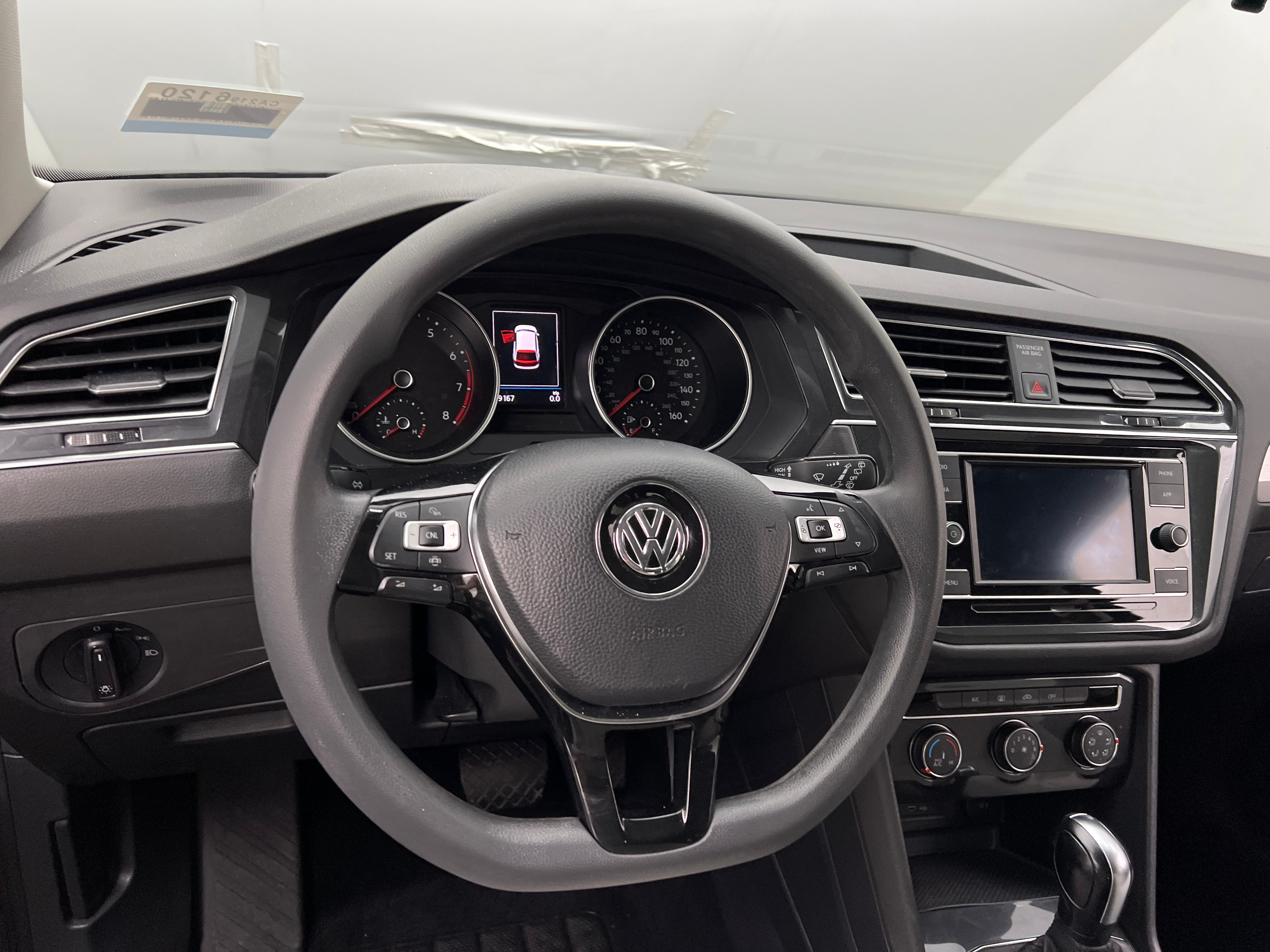 2020 Volkswagen Tiguan S 5