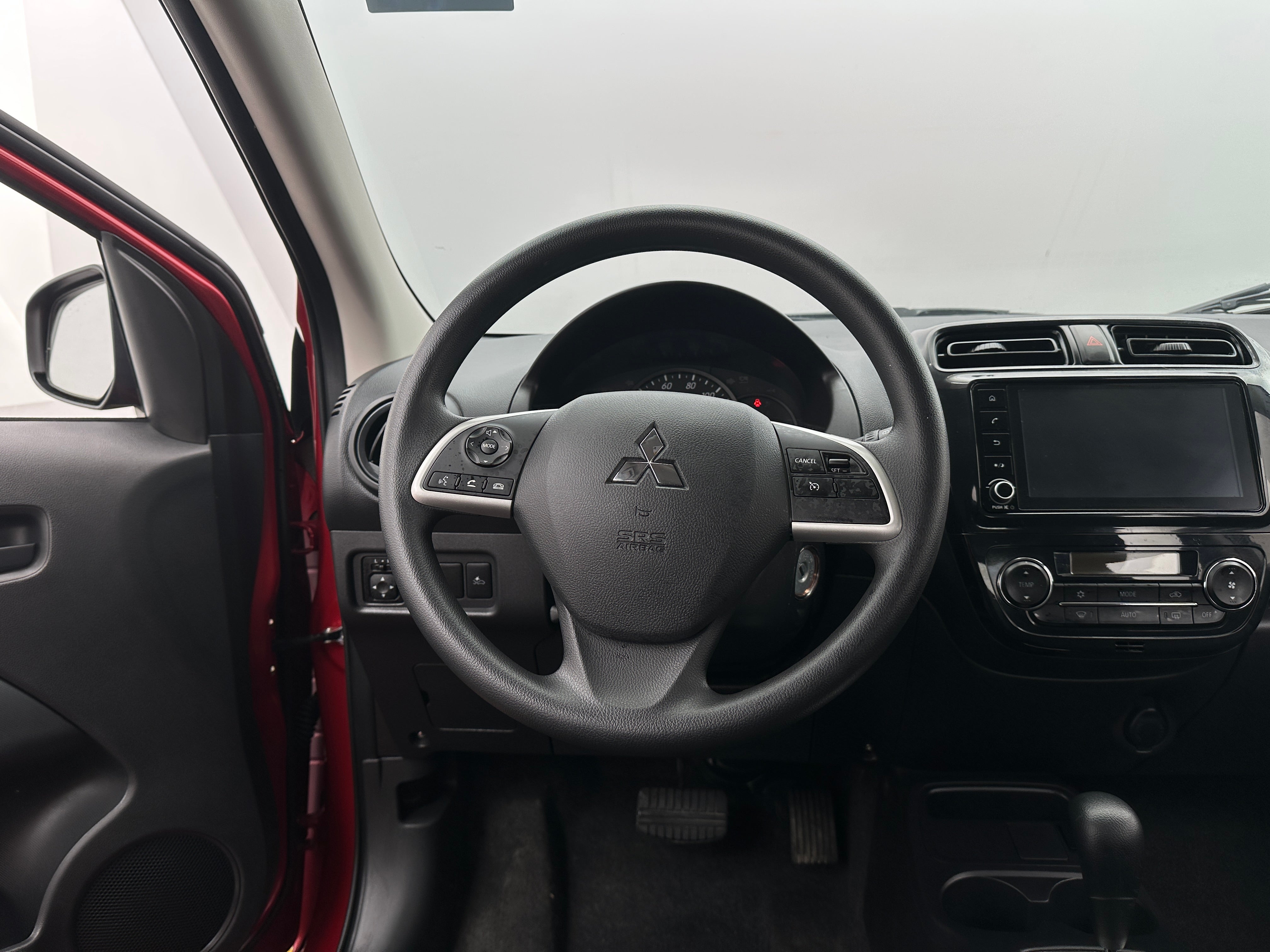 2024 Mitsubishi Mirage ES 5