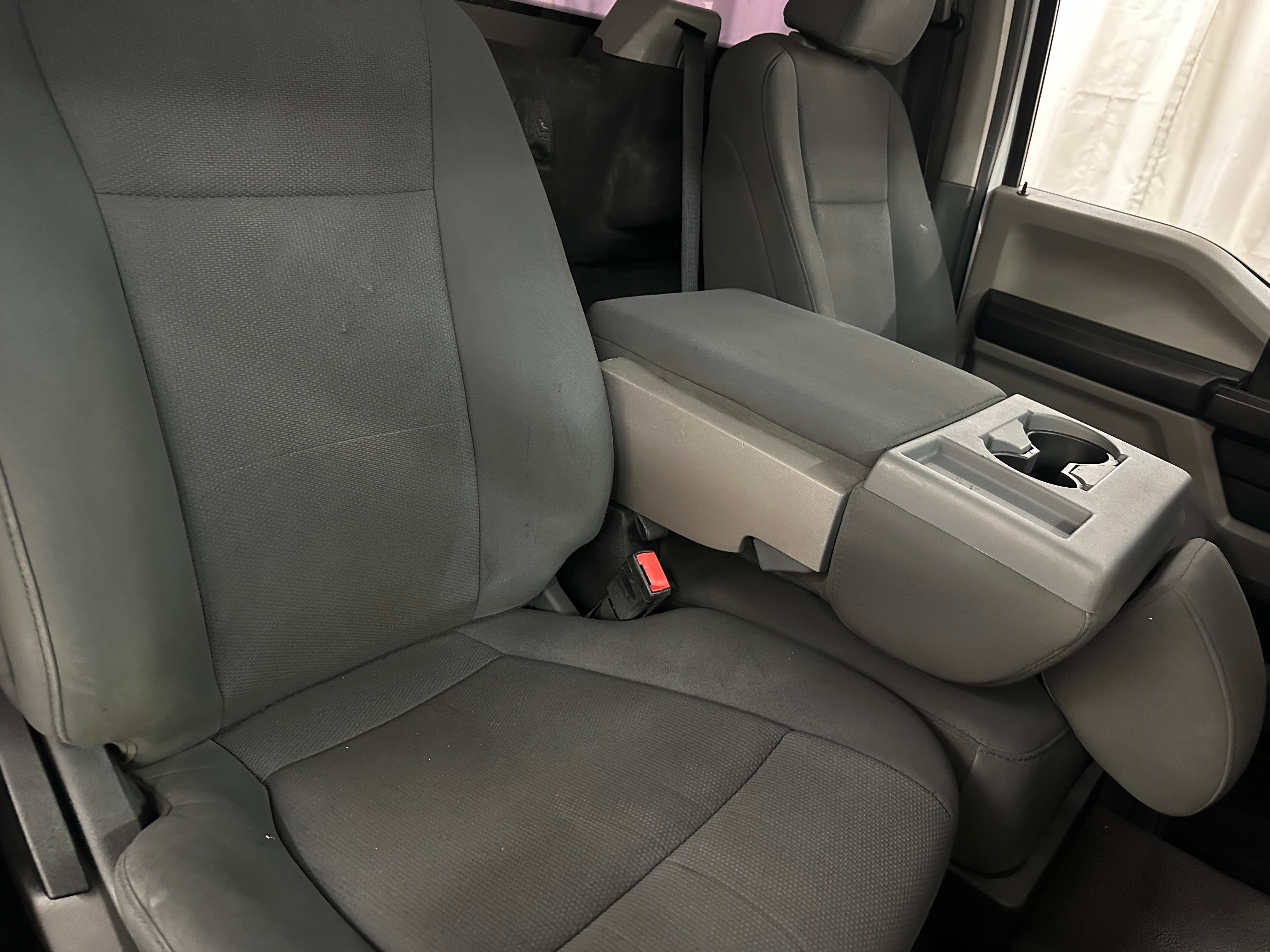 2021 Ford Econoline E-250 2