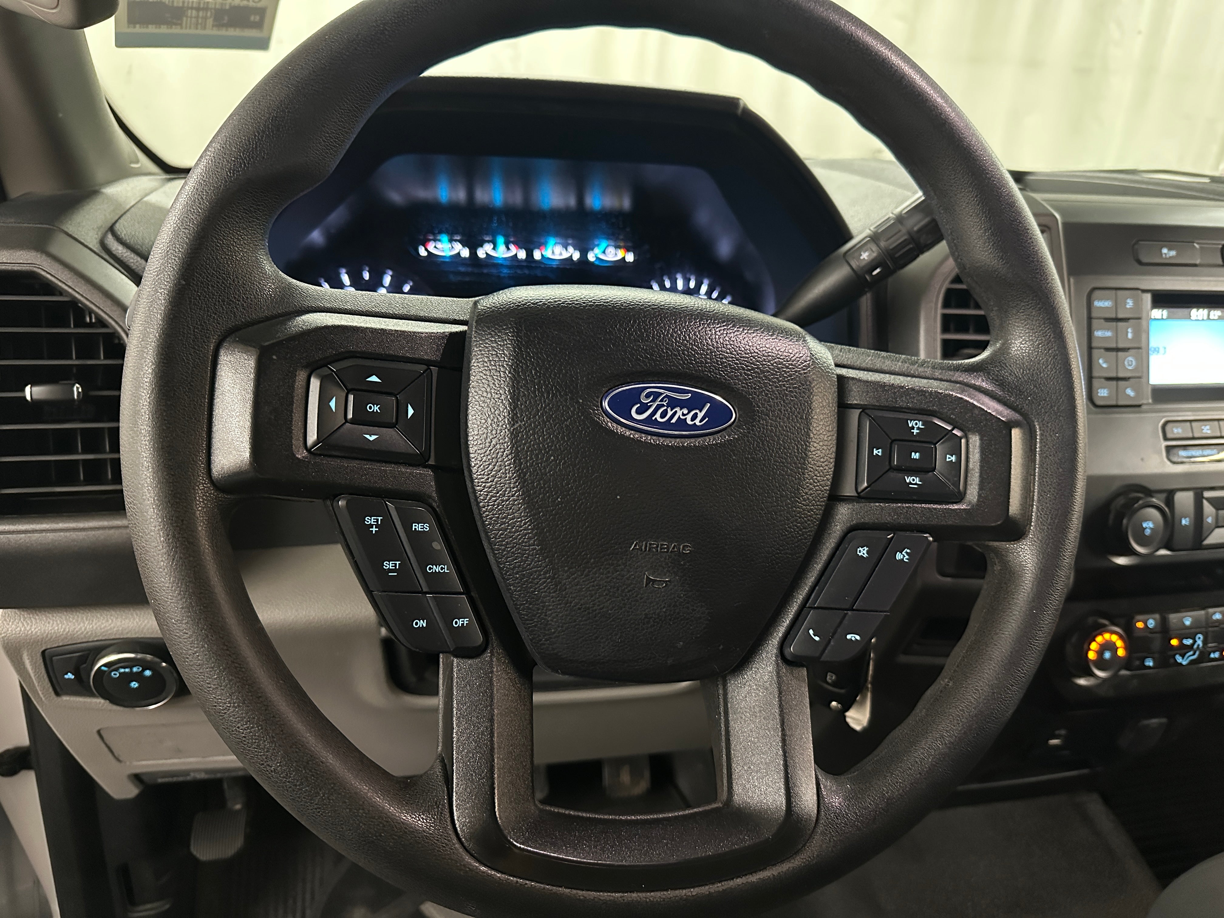 2021 Ford Econoline E-250 5
