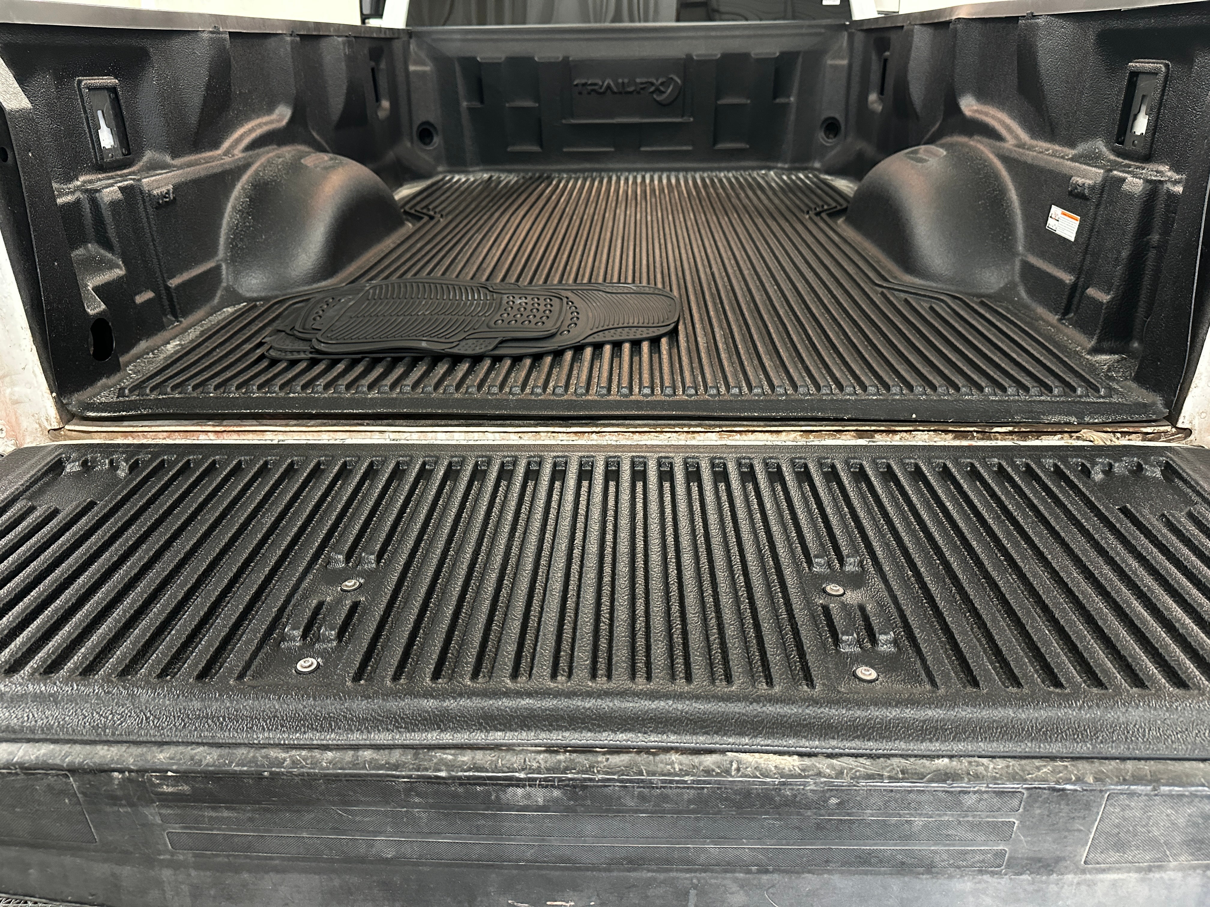2021 Ford Econoline E-250 6