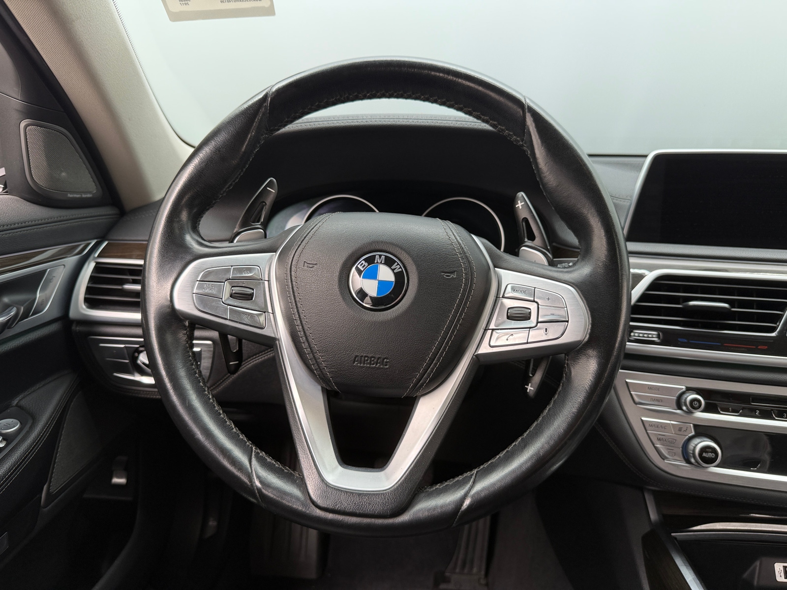 Thumbnail: 2017 BMW 7 Series - 4