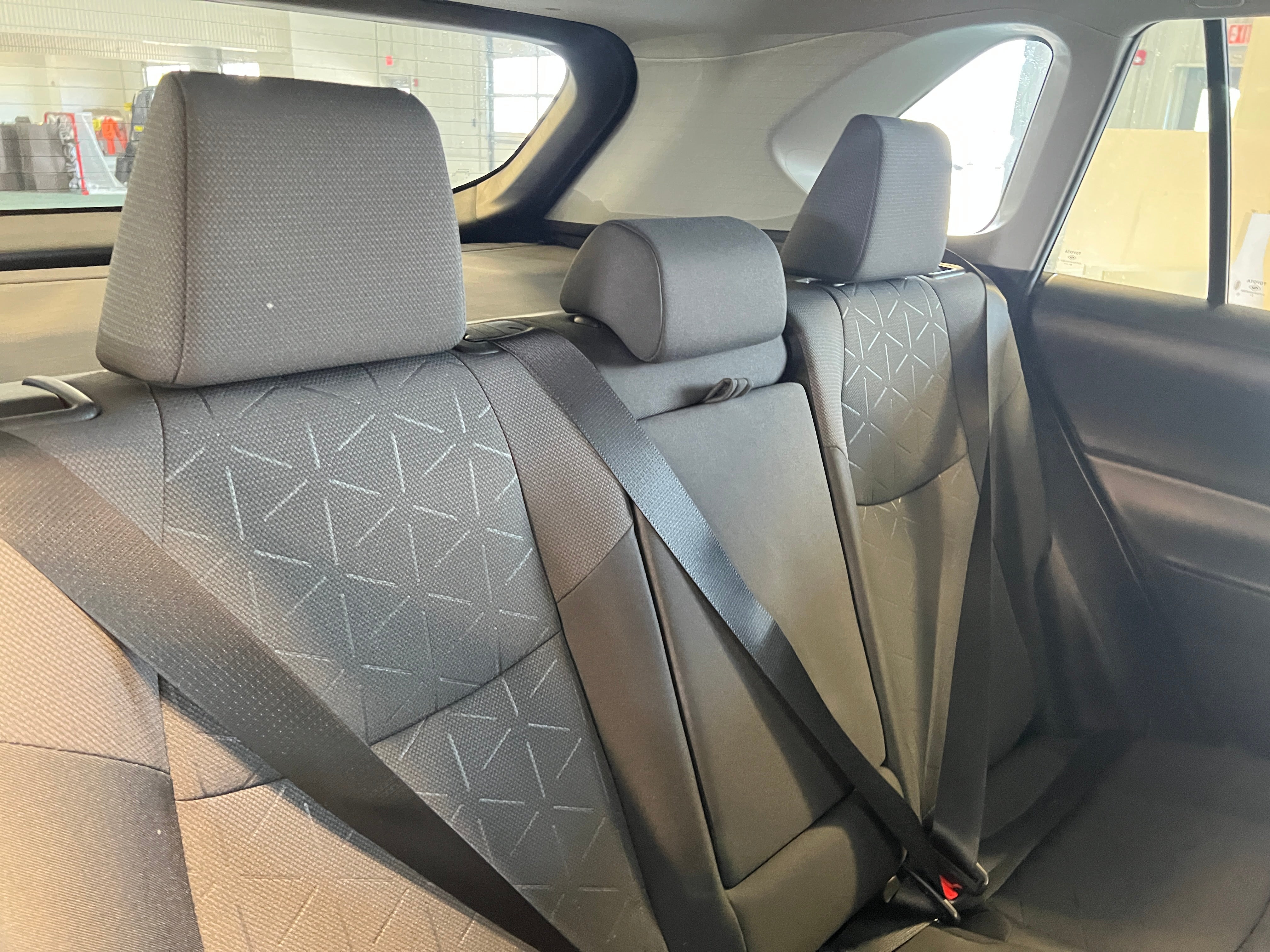 2021 Toyota RAV4 XLE 6