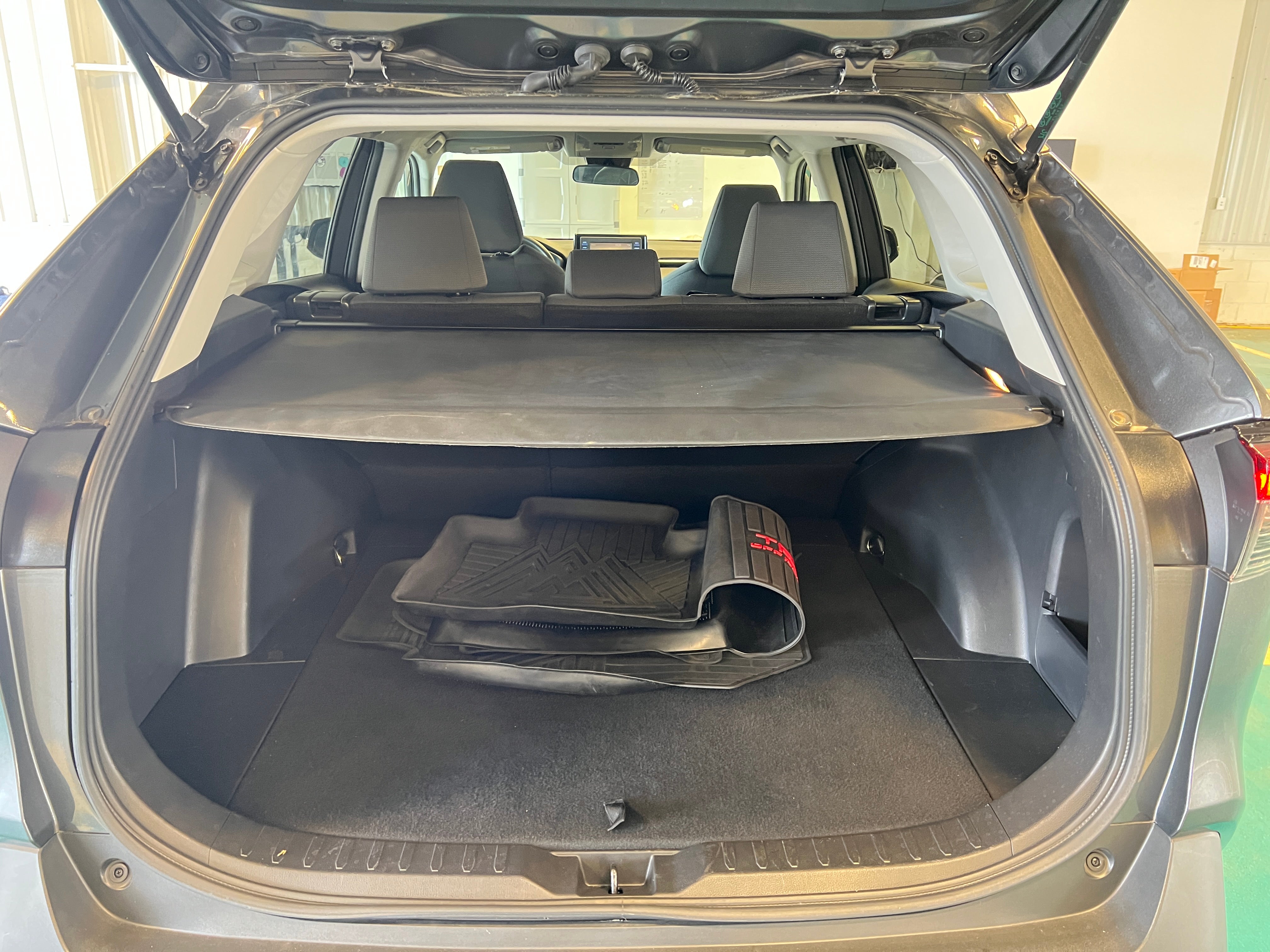 2021 Toyota RAV4 XLE 7