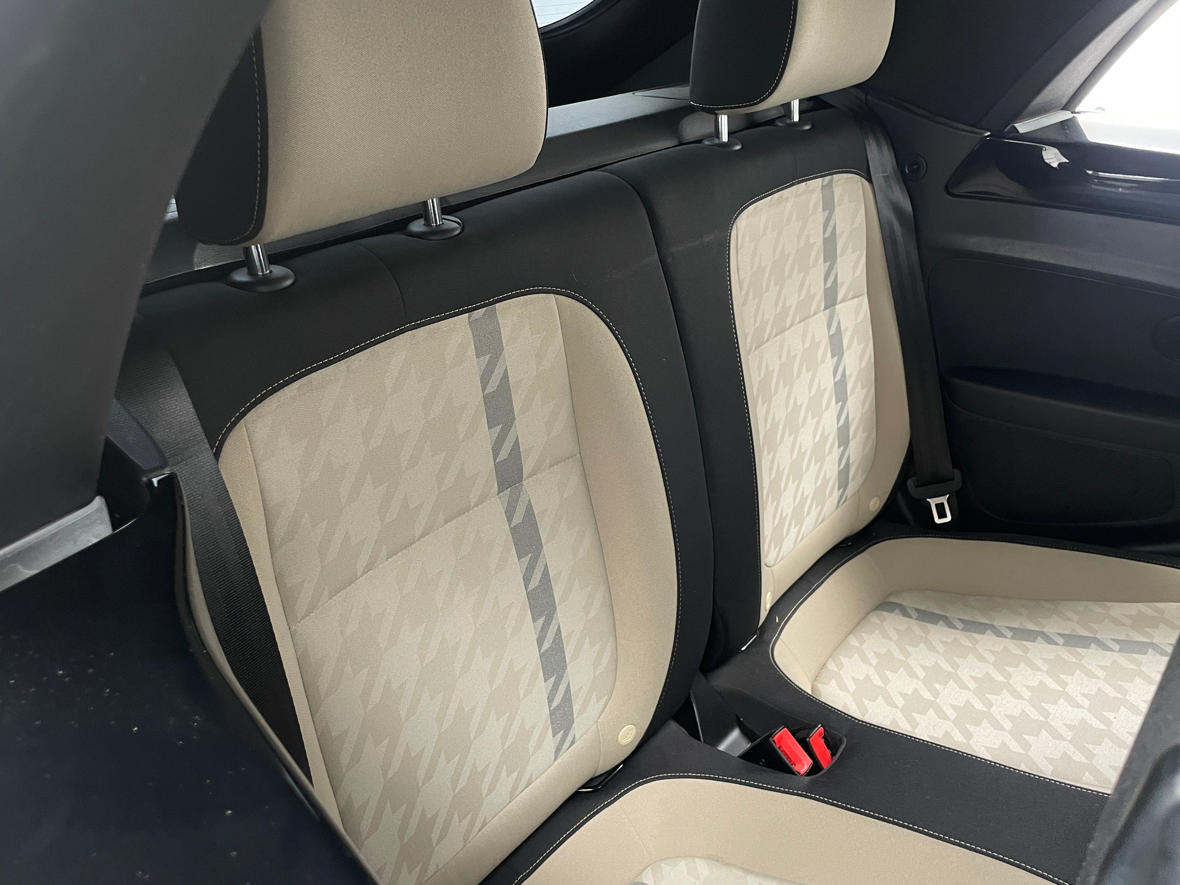 2018 Volkswagen Beetle Coast 6