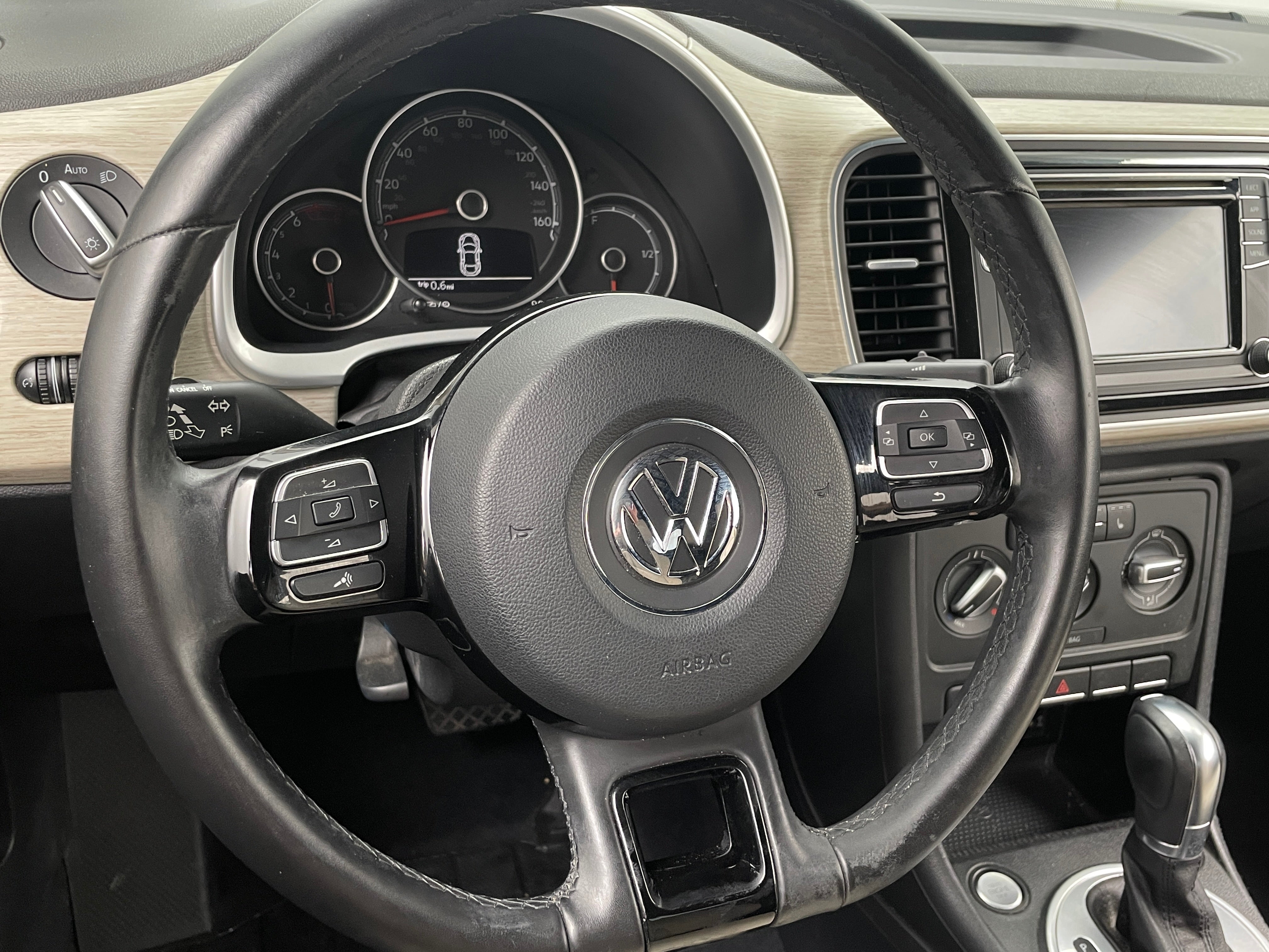 2018 Volkswagen Beetle Coast 5