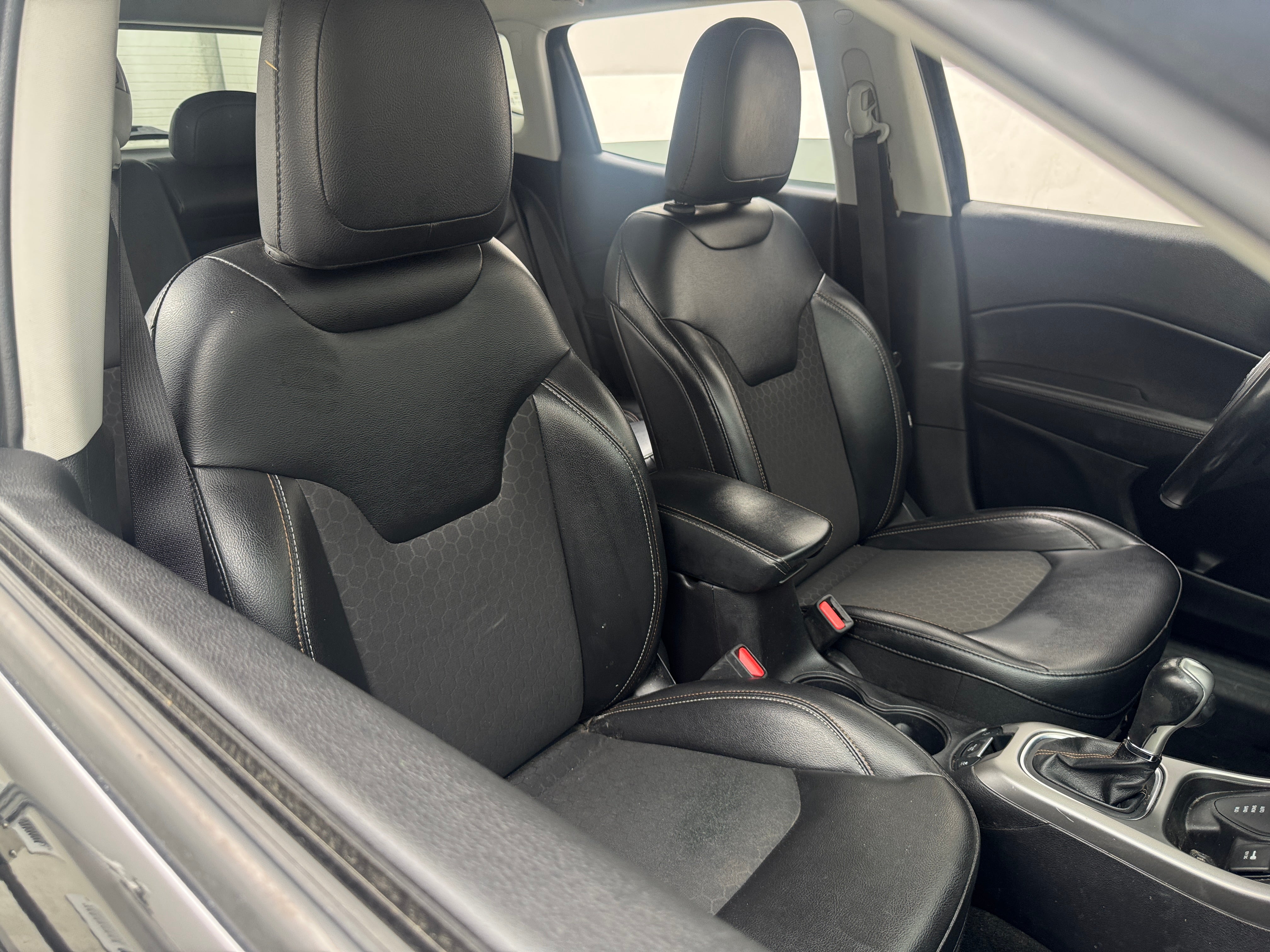 2020 Jeep Compass Latitude 2