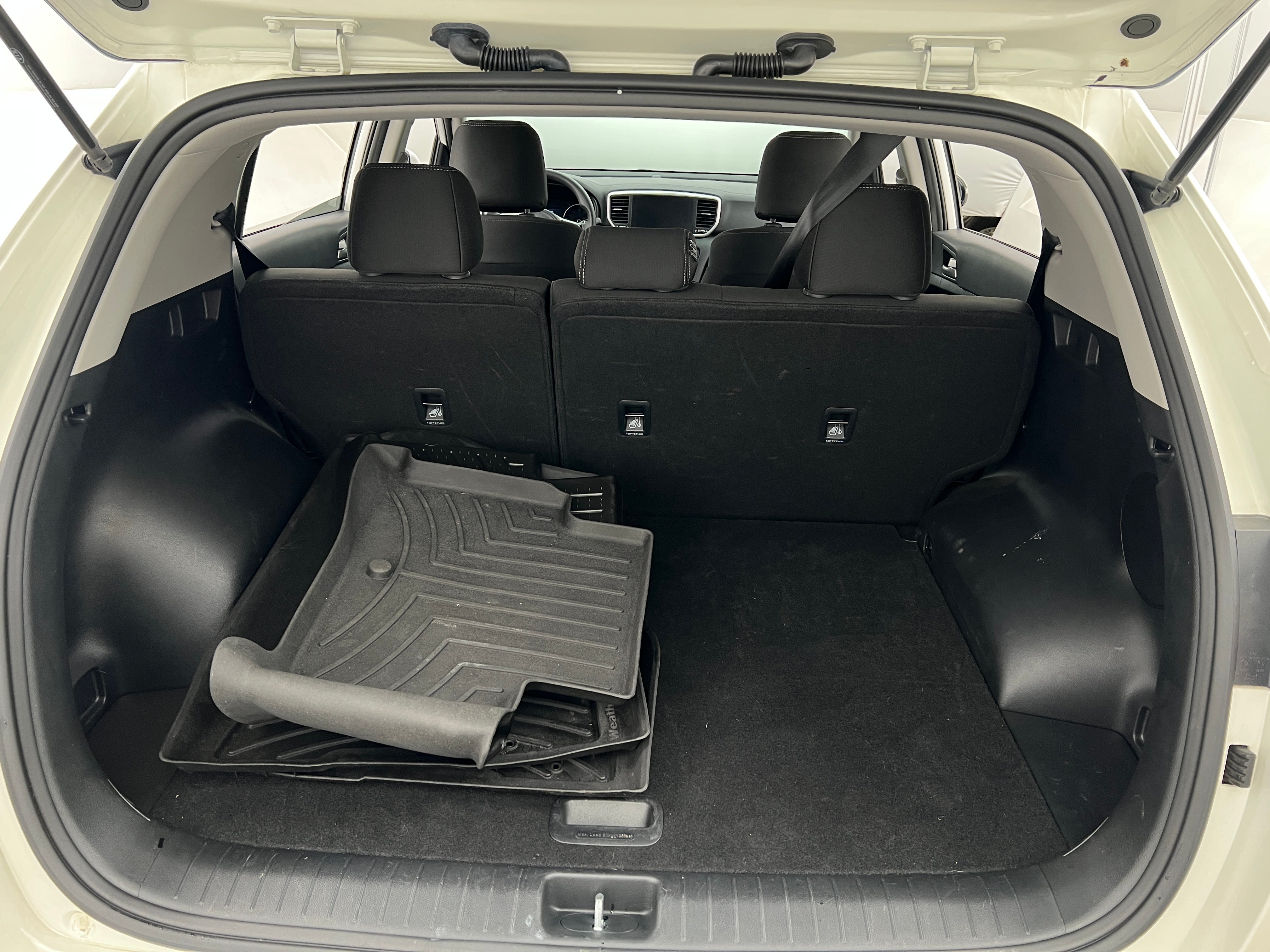 2022 Kia Sportage LX 7