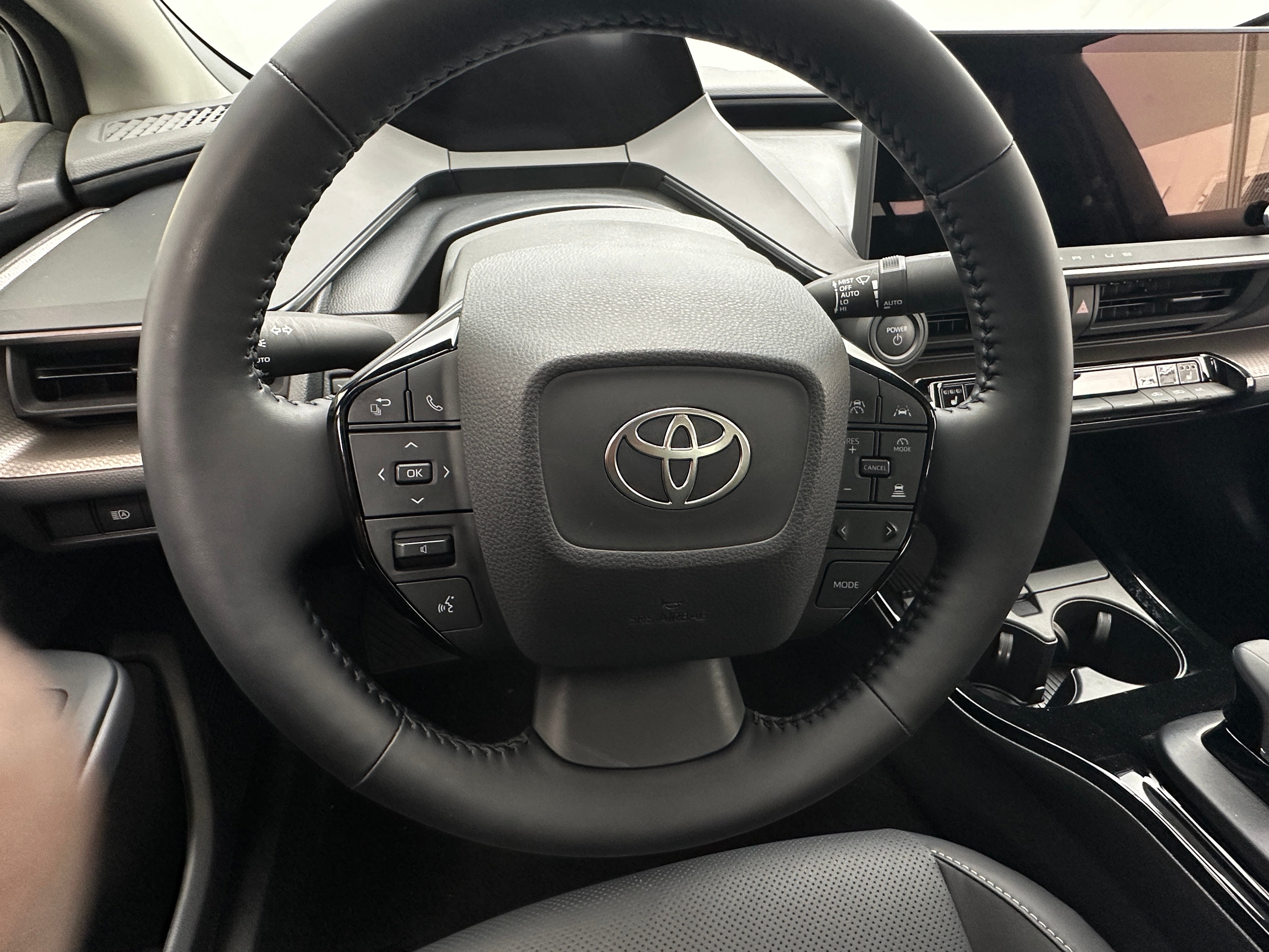 2024 Toyota Prius XLE 5