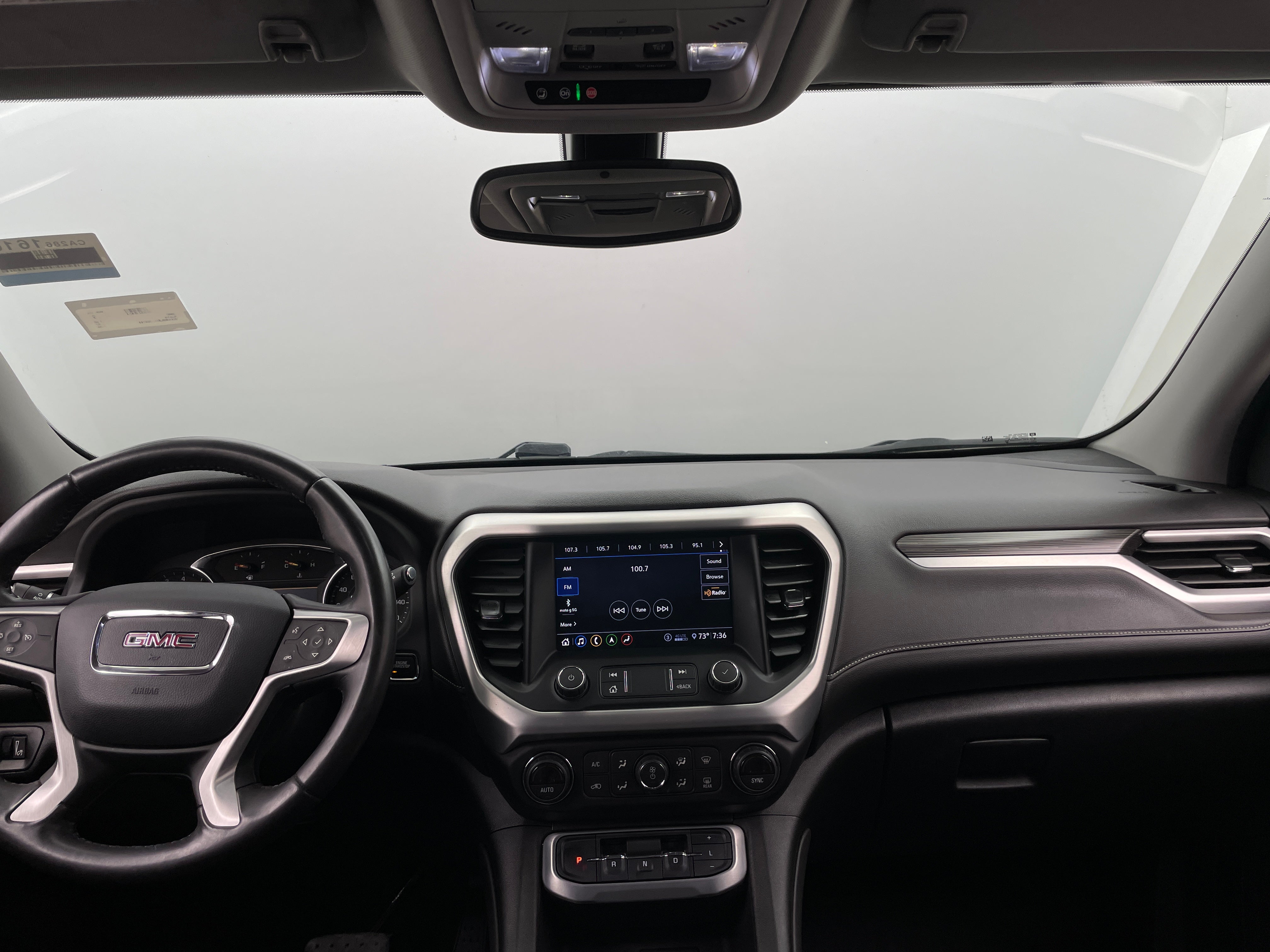 2020 GMC Acadia SLT 2