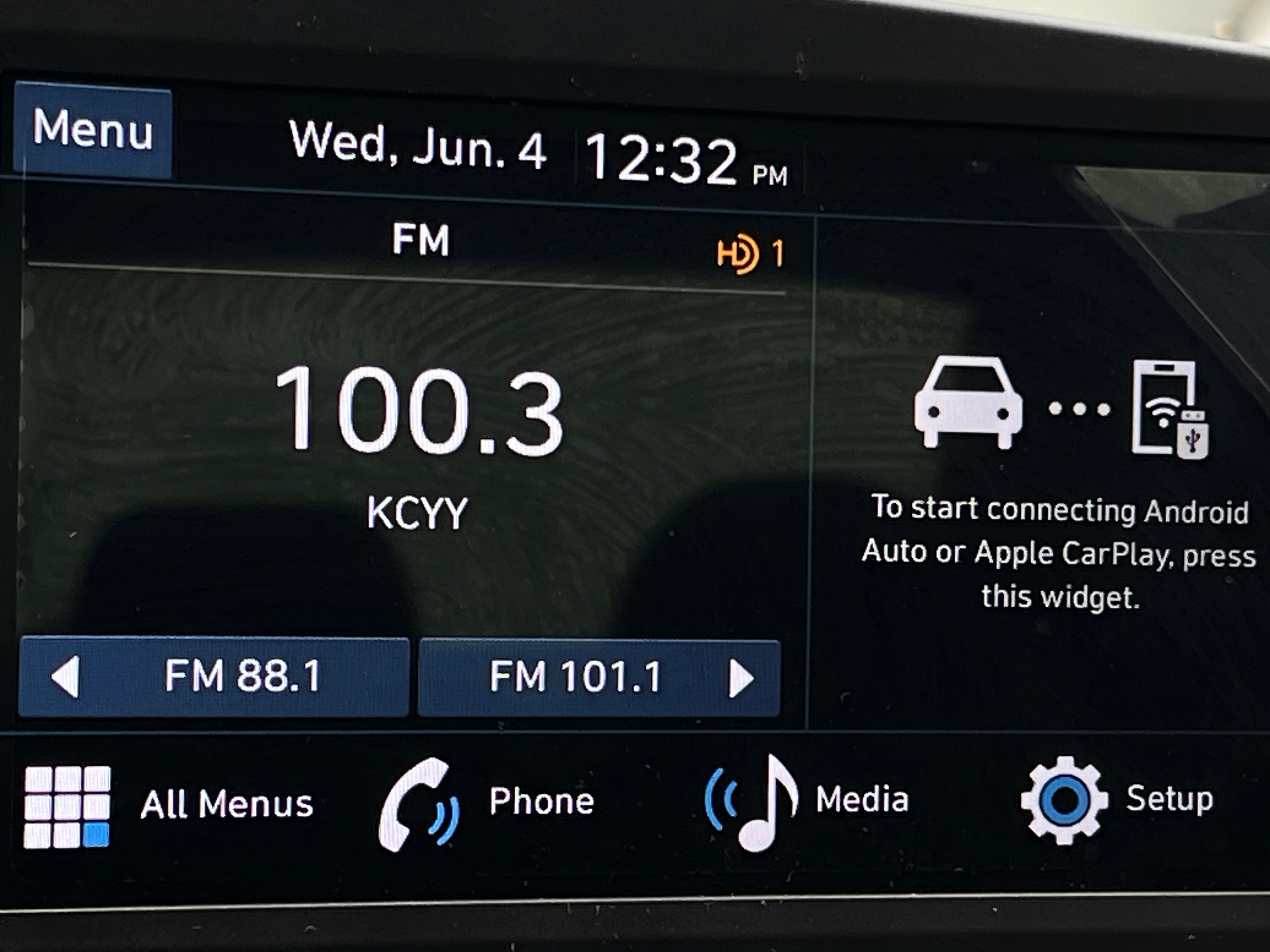 2025 Hyundai Elantra Sport 4