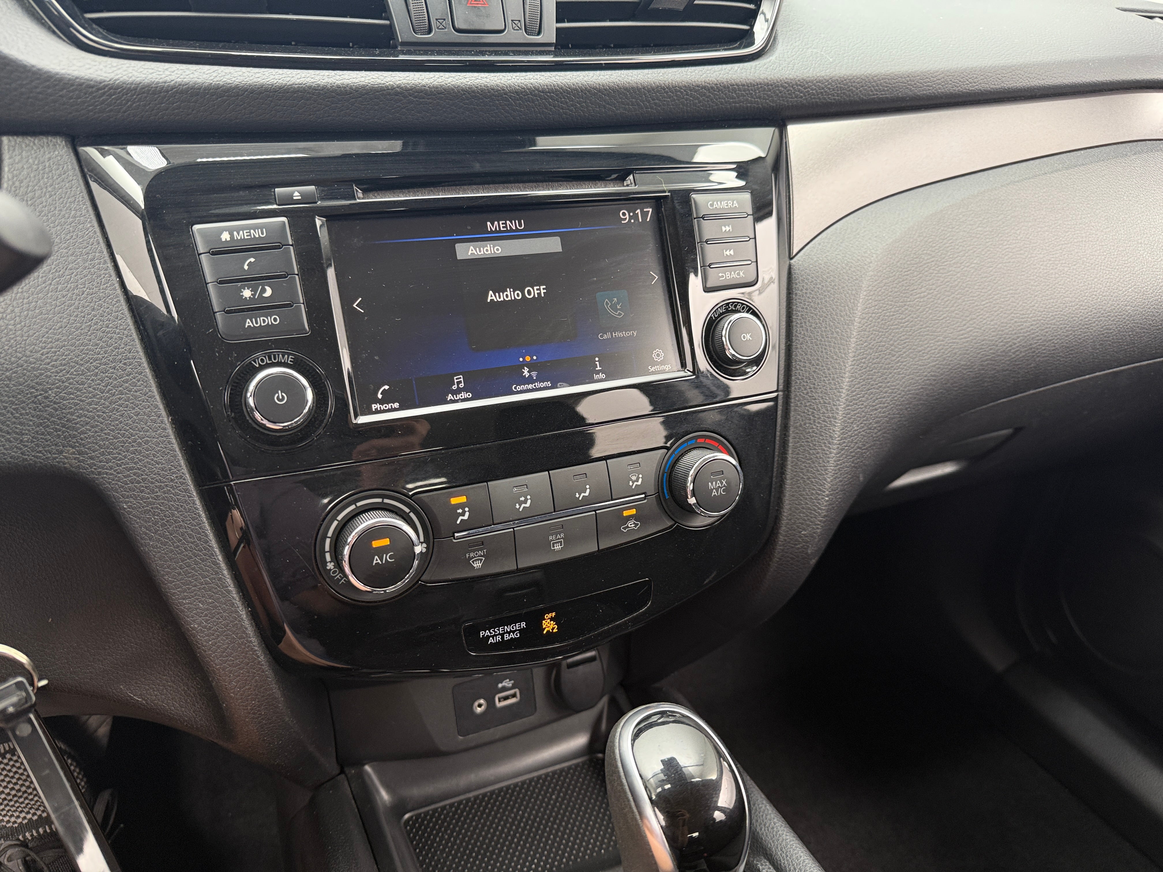 2020 Nissan Rogue Sport S 4