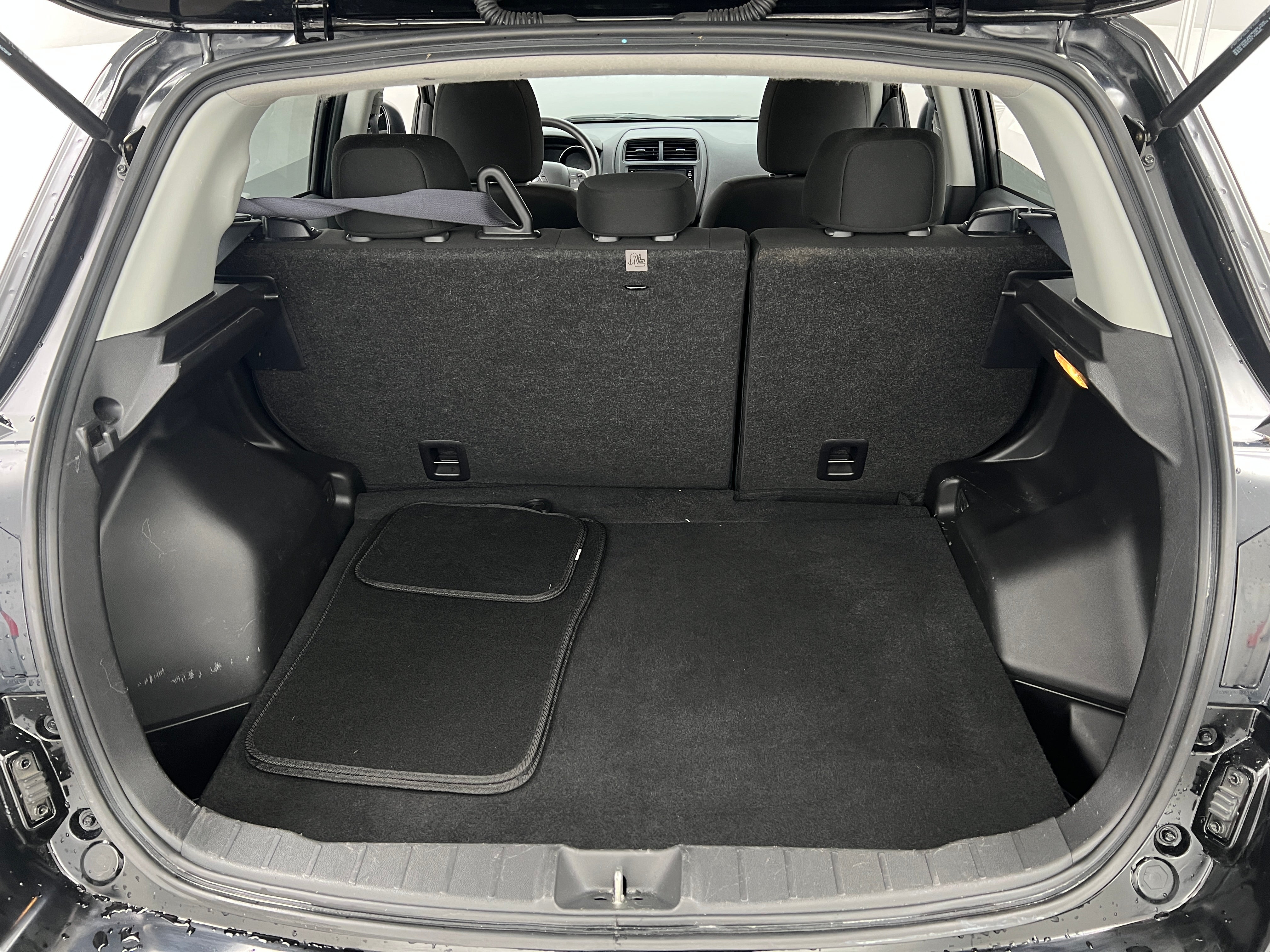 2023 Mitsubishi Outlander Sport S 7