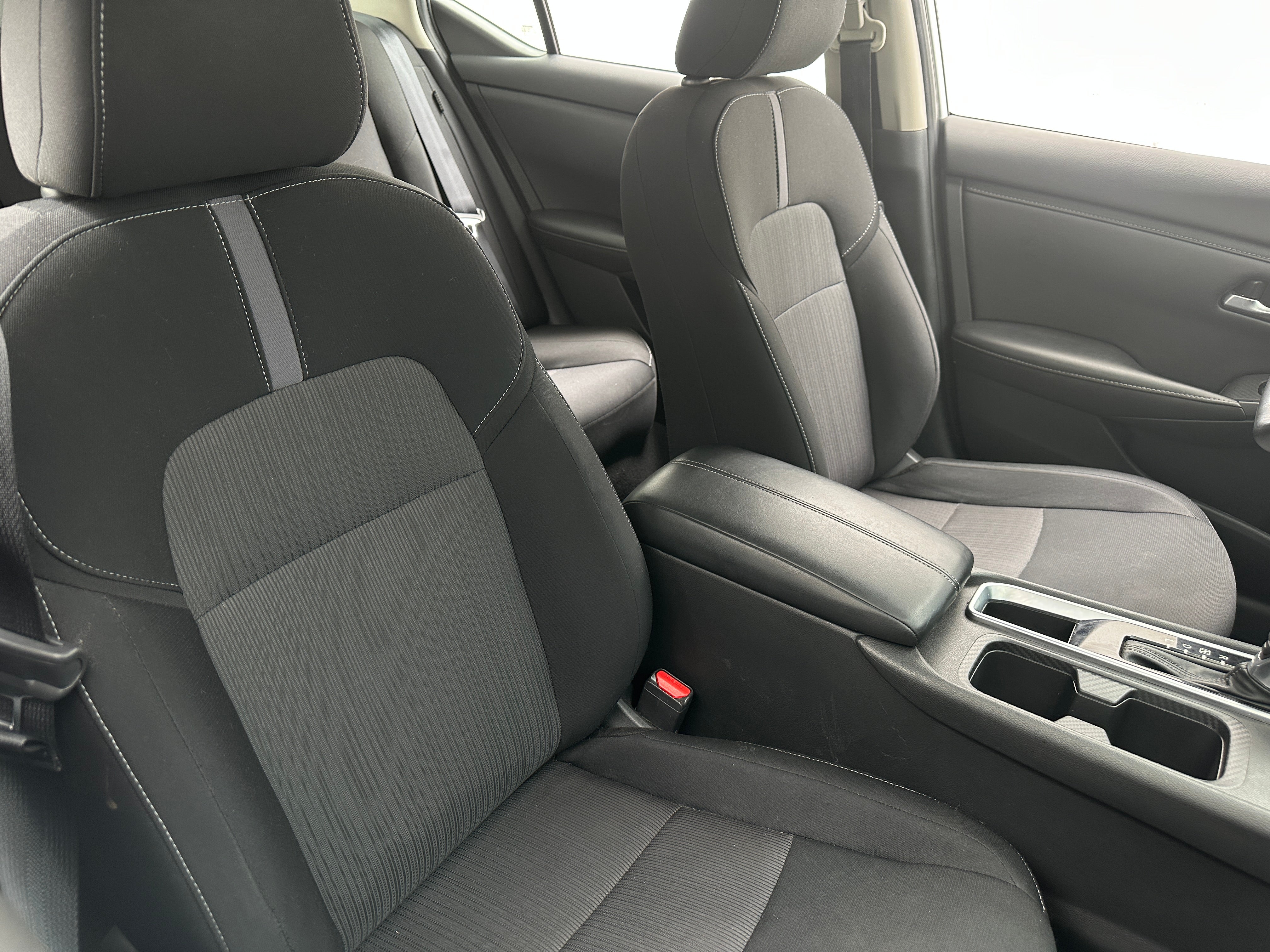 2022 Nissan Sentra SV 2