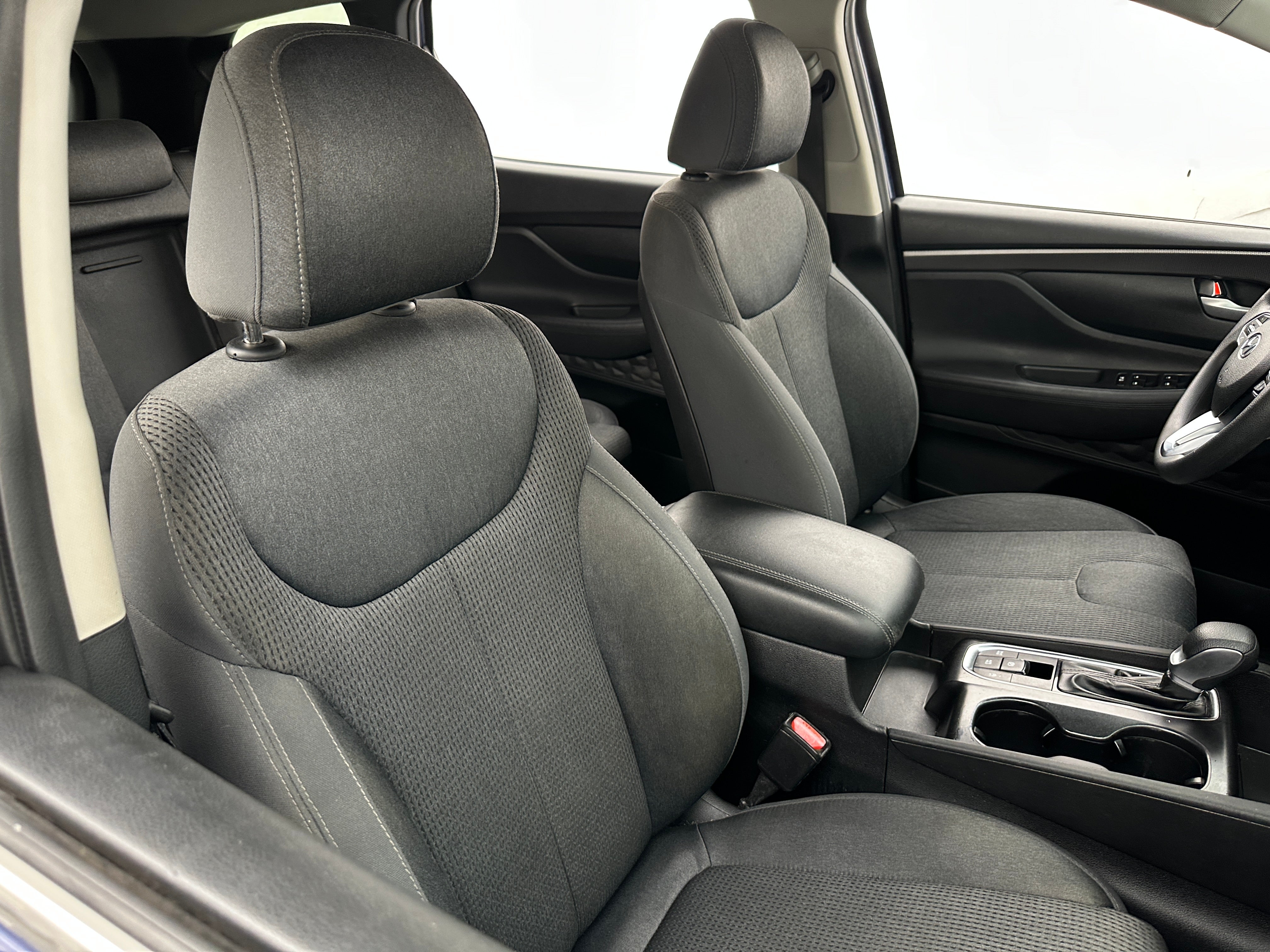 2019 Hyundai Santa Fe SEL 2