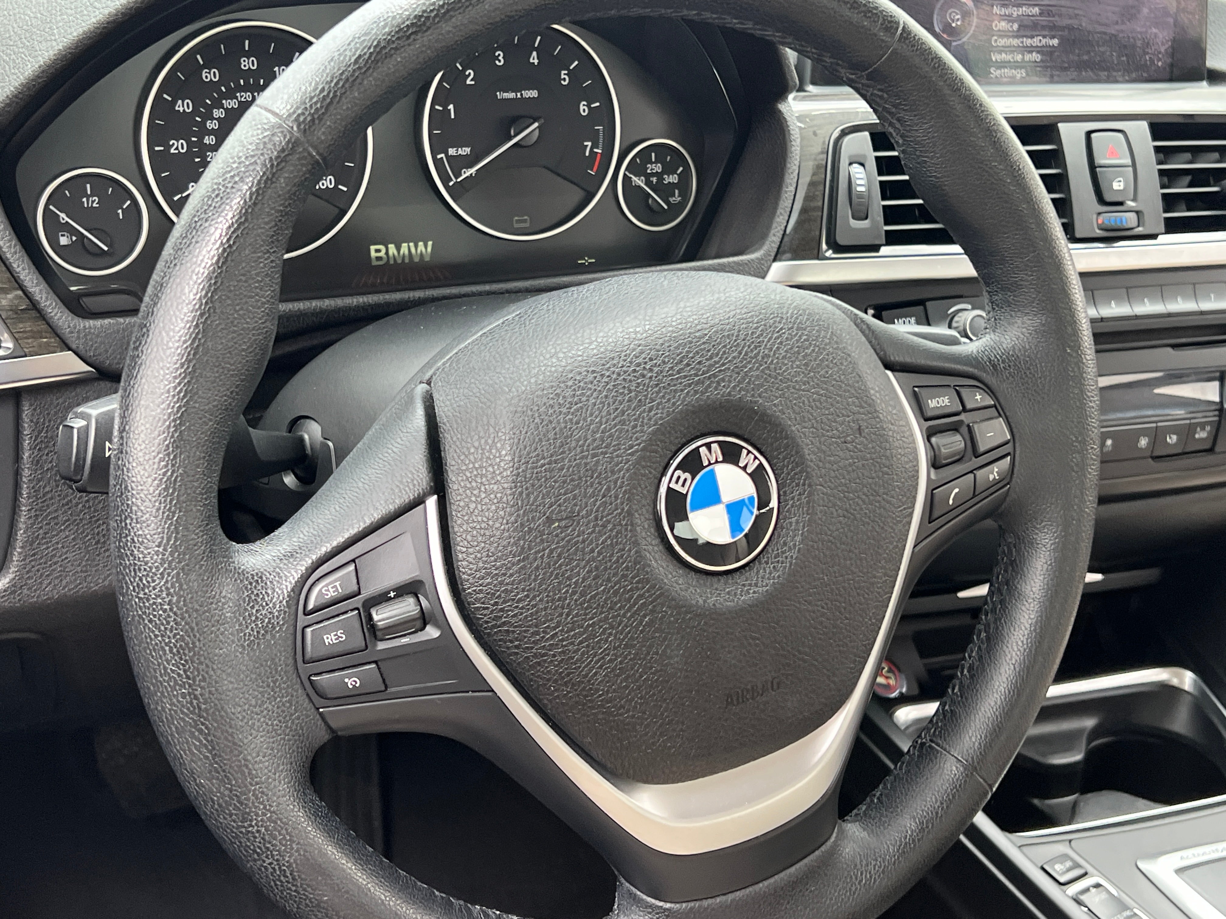 2015 BMW 3 Series  4