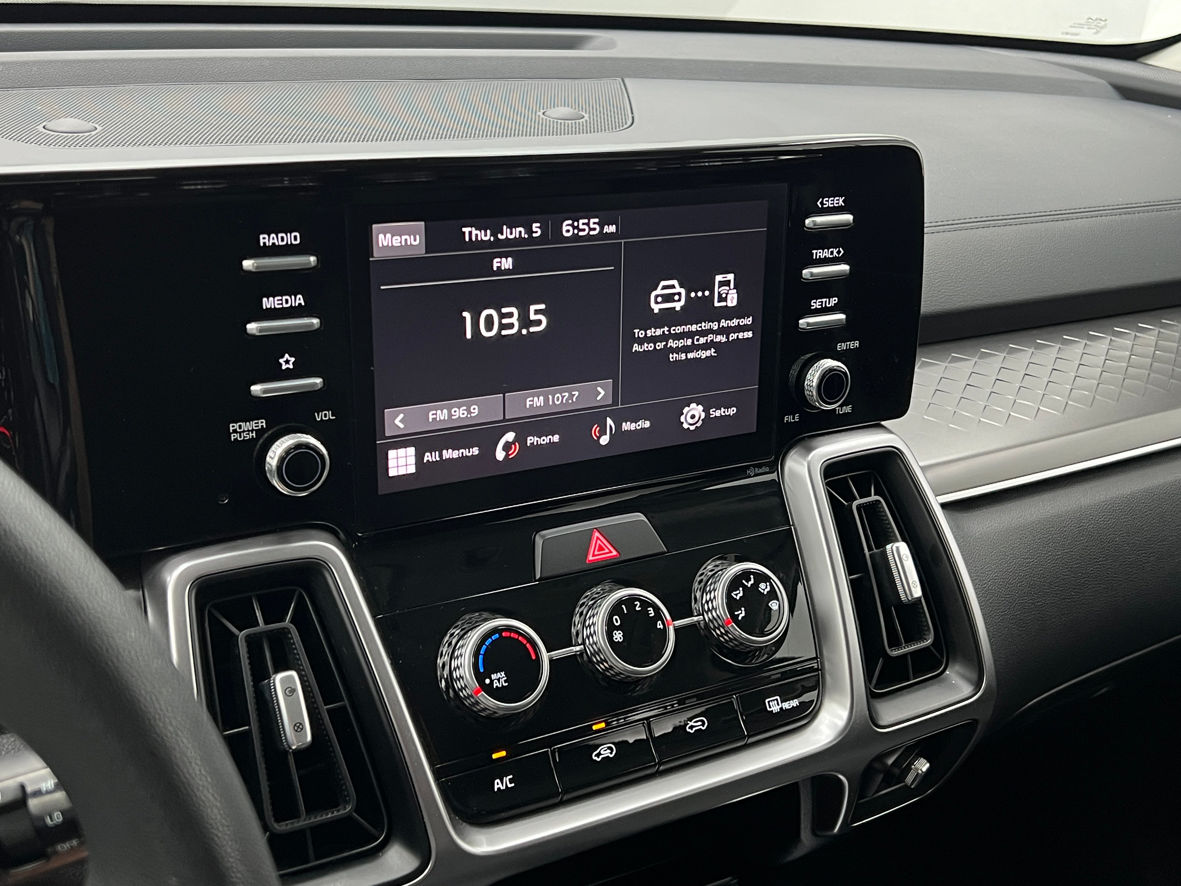 2023 Kia Sorento LX 4