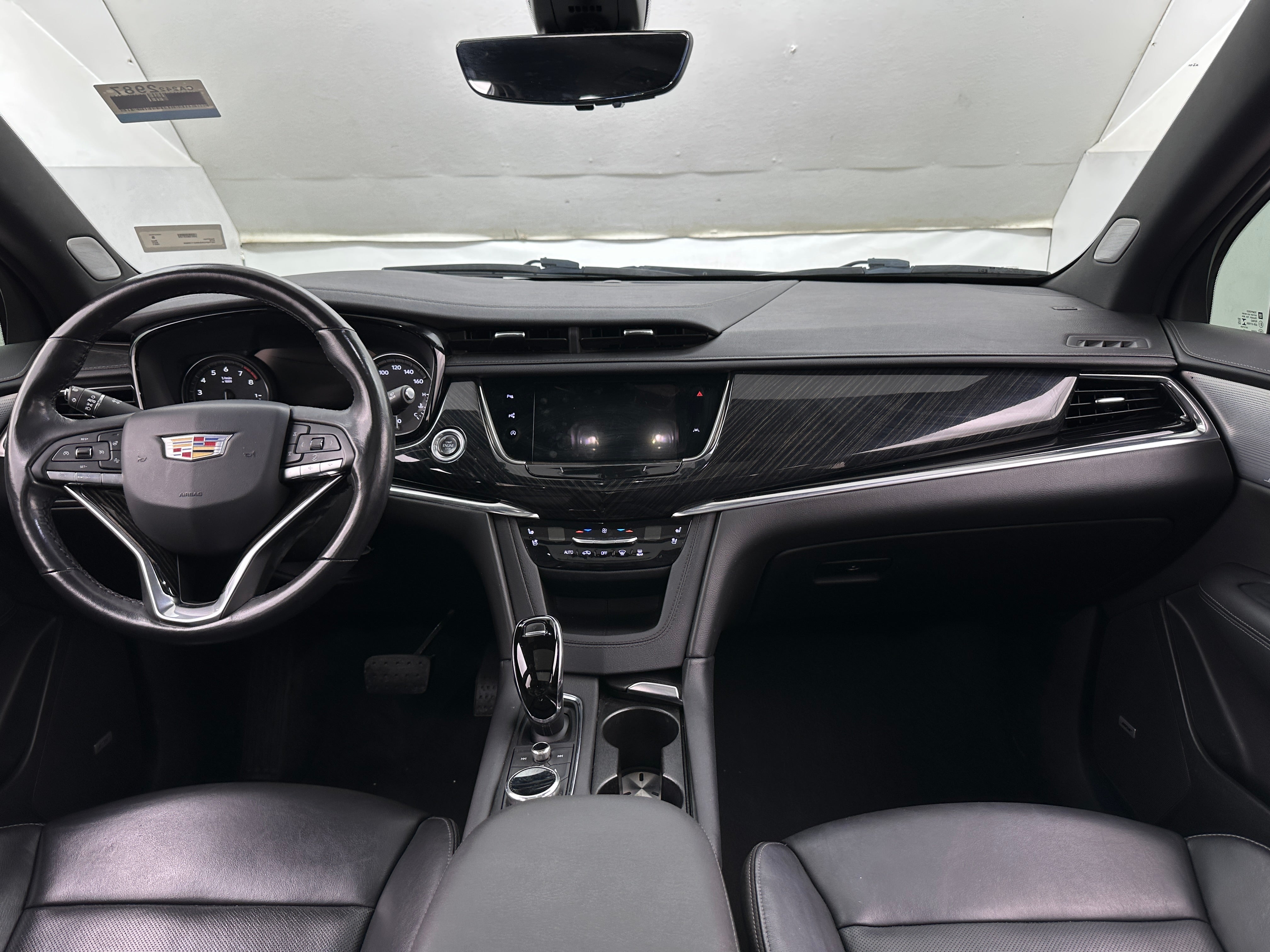 2021 Cadillac XT6 Premium Luxury 2