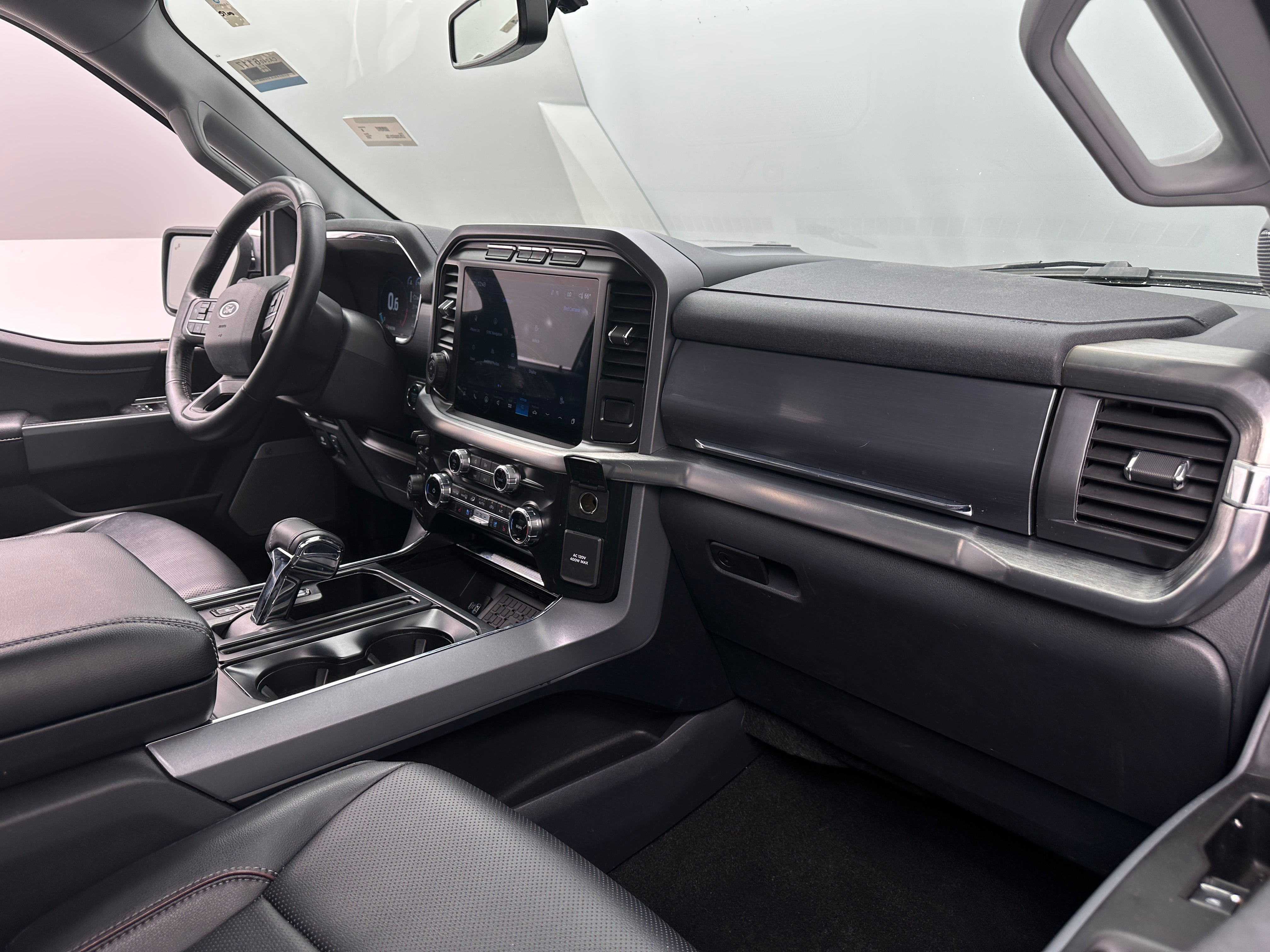2023 Ford Econoline E-150 2