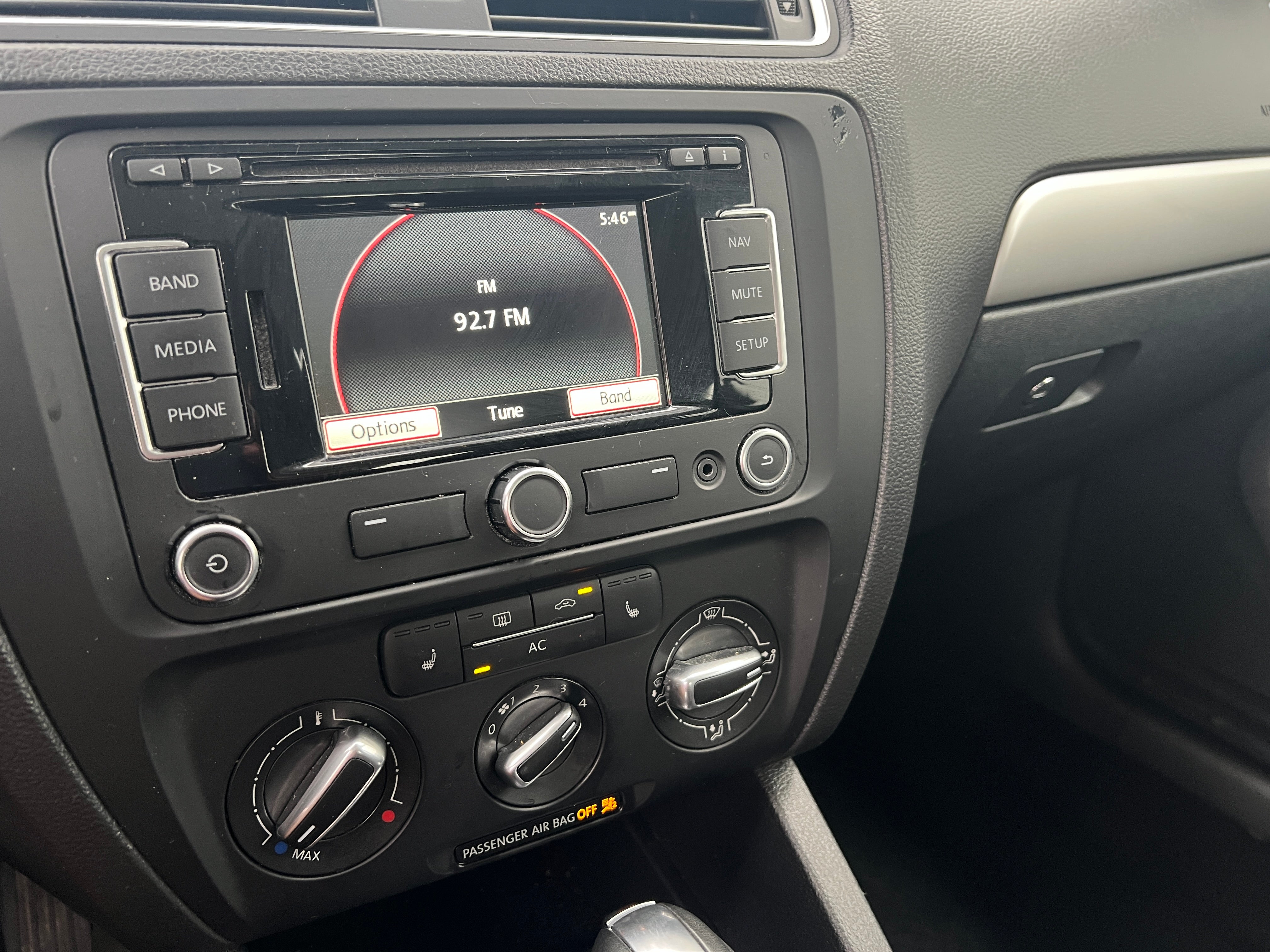 2012 Volkswagen Jetta SEL 3