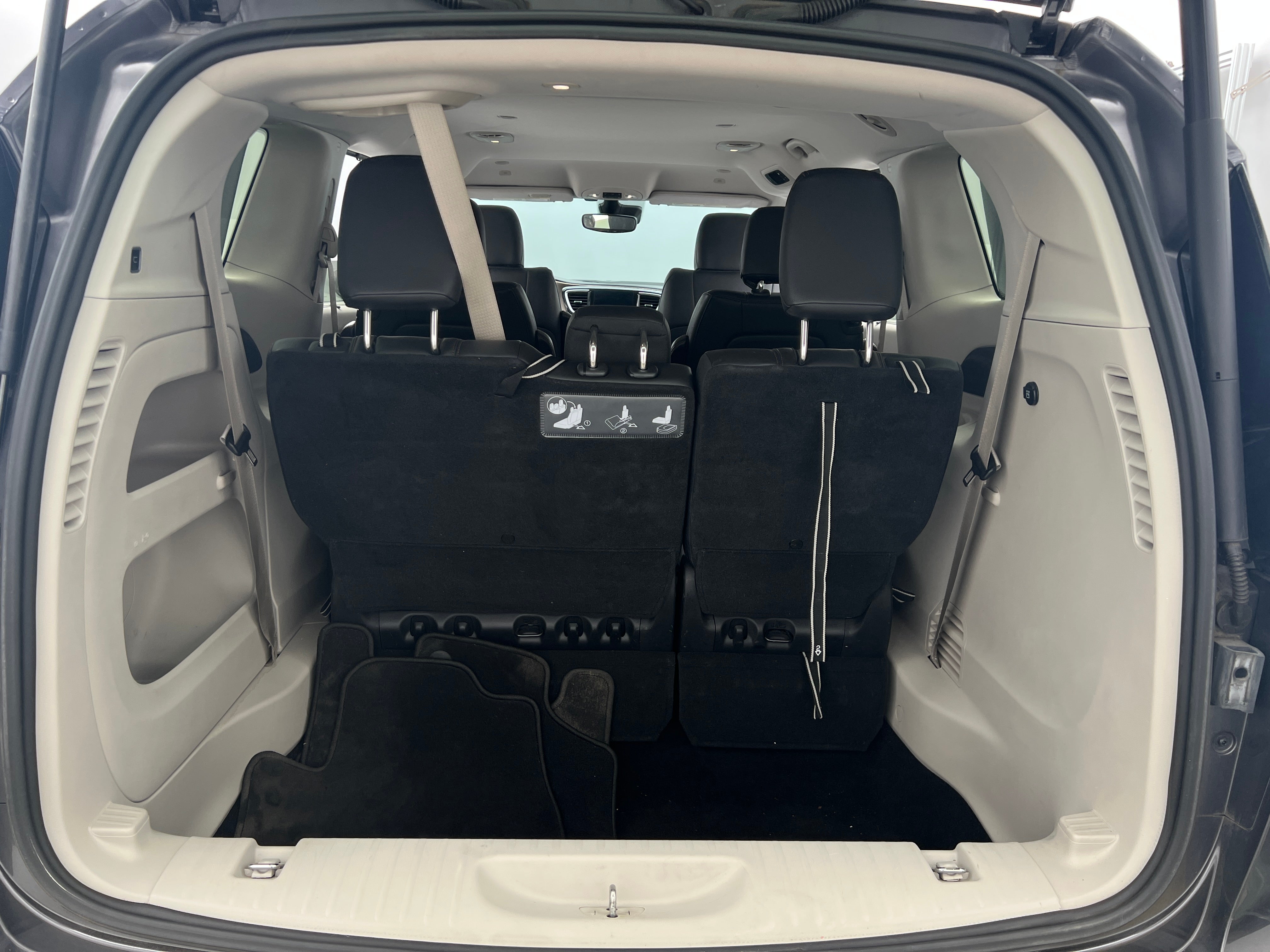 2019 Chrysler Pacifica Touring L 6