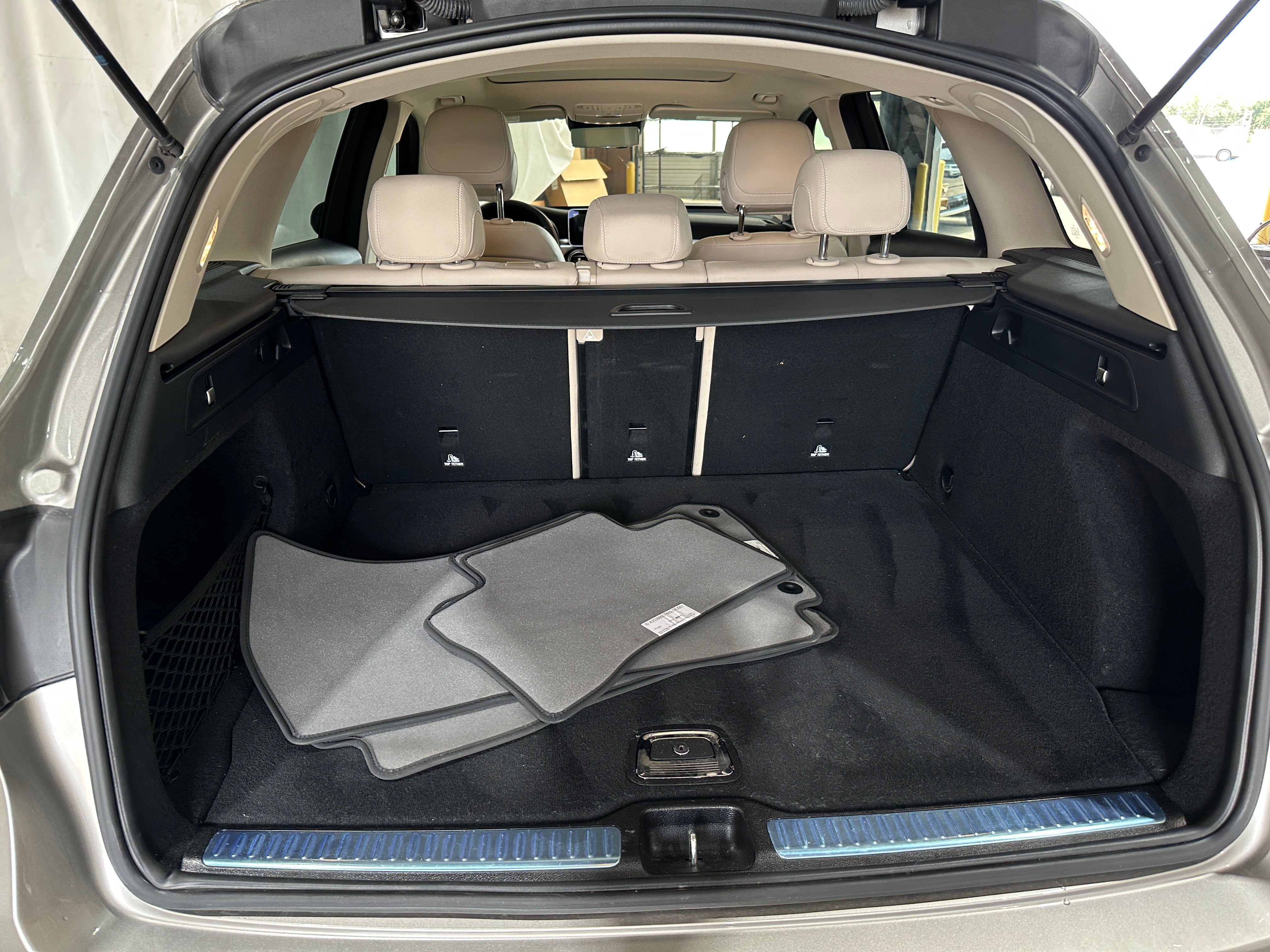 2022 Mercedes-Benz GLC 300 6