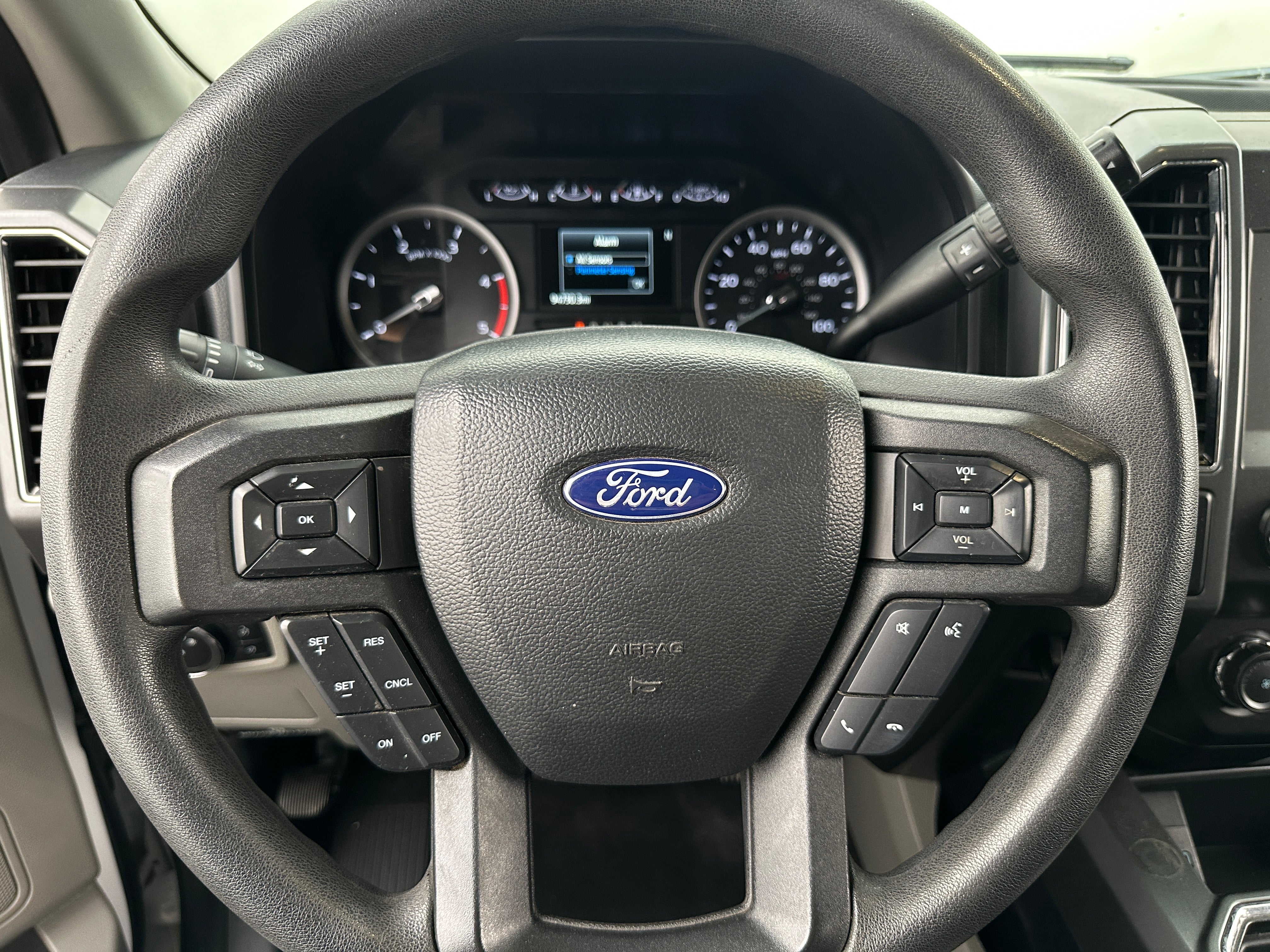 2022 Ford Econoline E-250 5