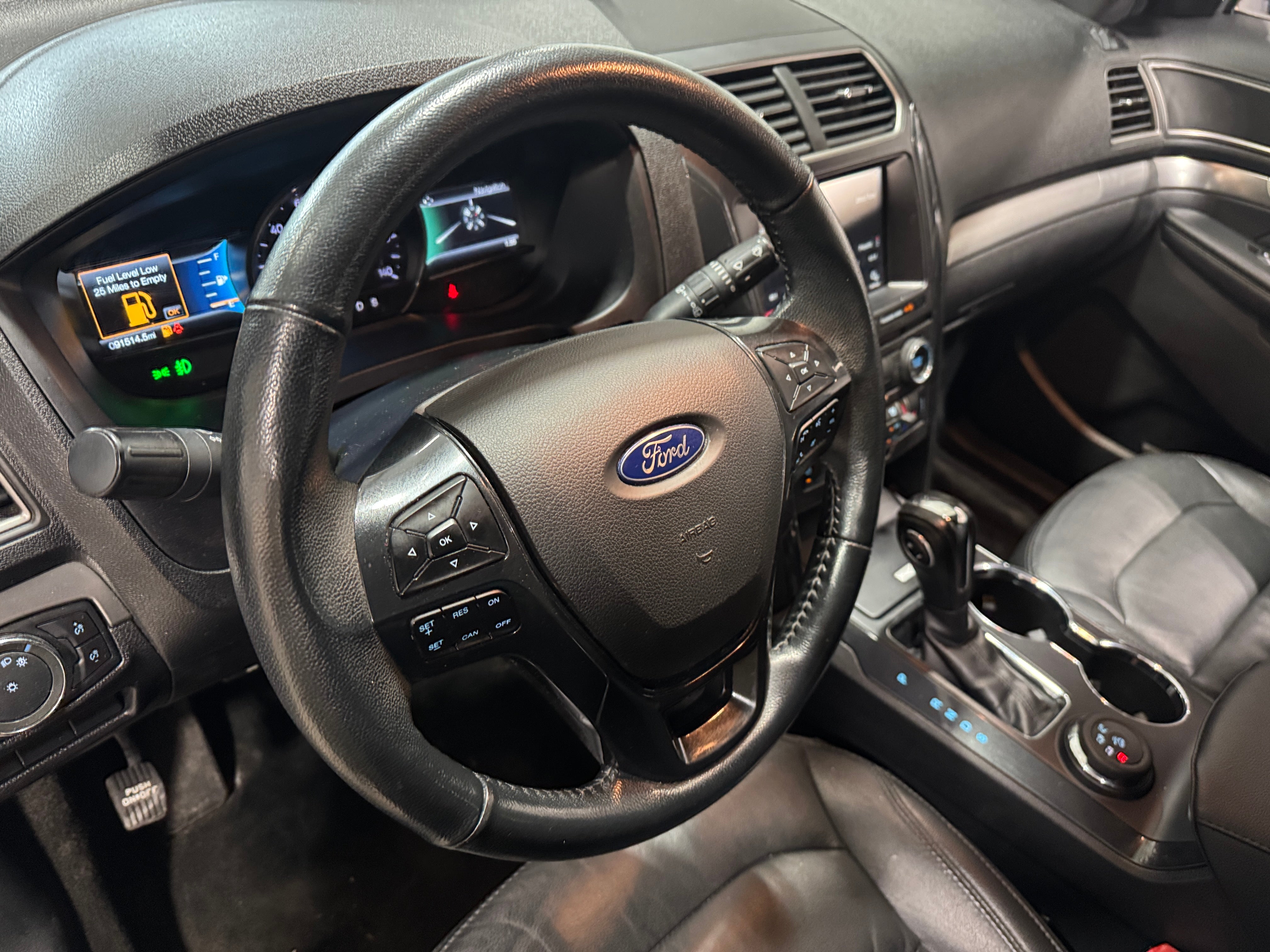 2018 Ford Explorer XLT 2