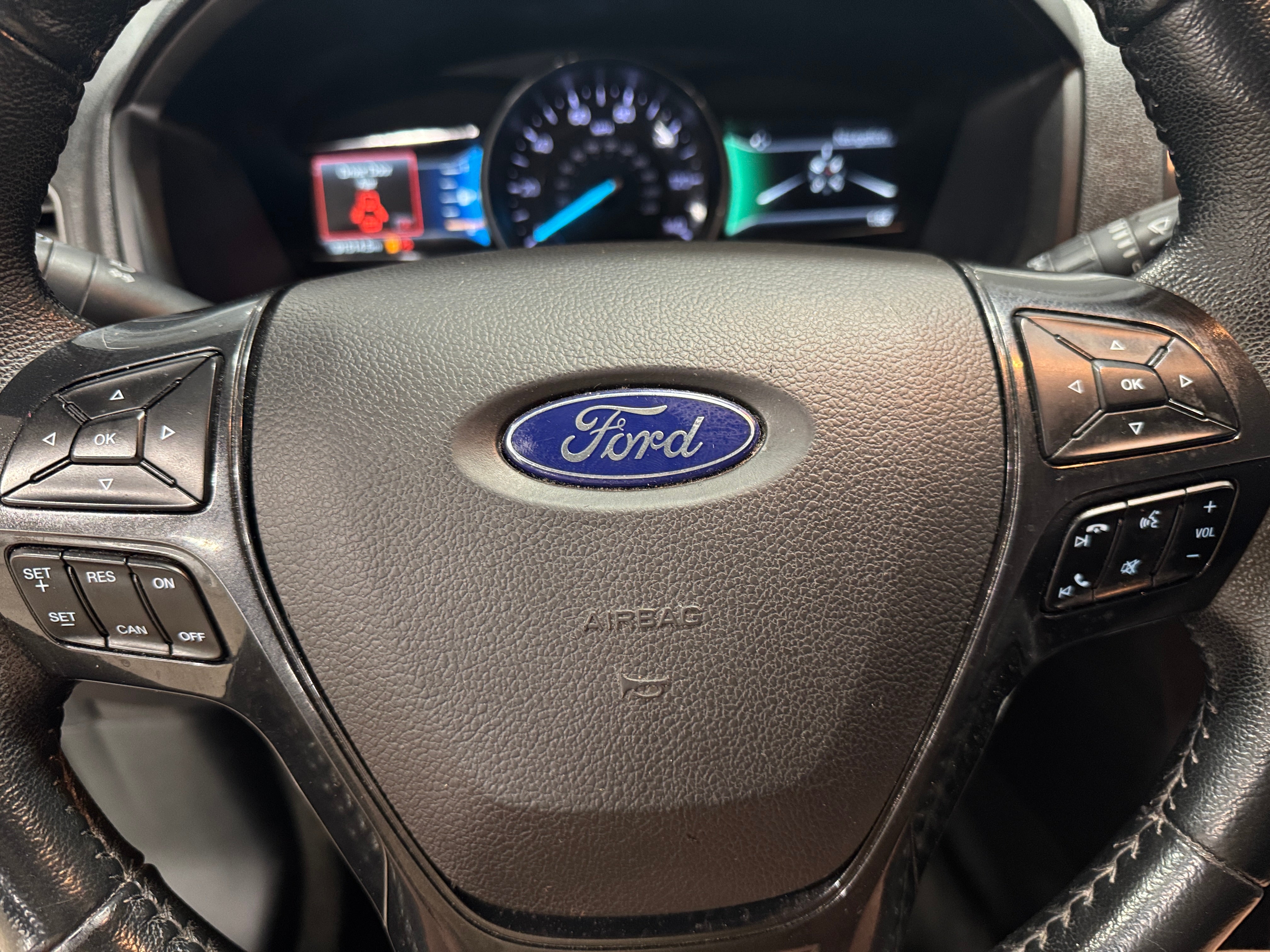 2018 Ford Explorer XLT 4